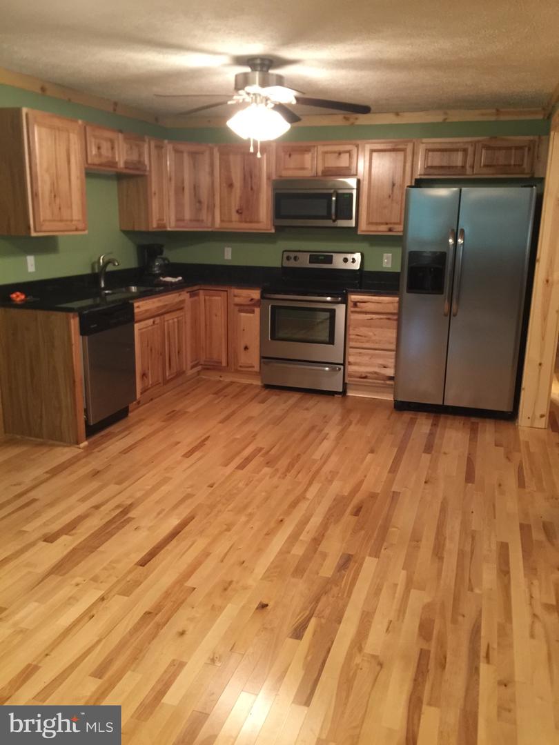 207 RIVERVIEW DR, LURAY, Virginia 22835, 4 Bedrooms Bedrooms, ,2 BathroomsBathrooms,Residential,For sale,207 RIVERVIEW DR,VAPA2005396 MLS # VAPA2005396