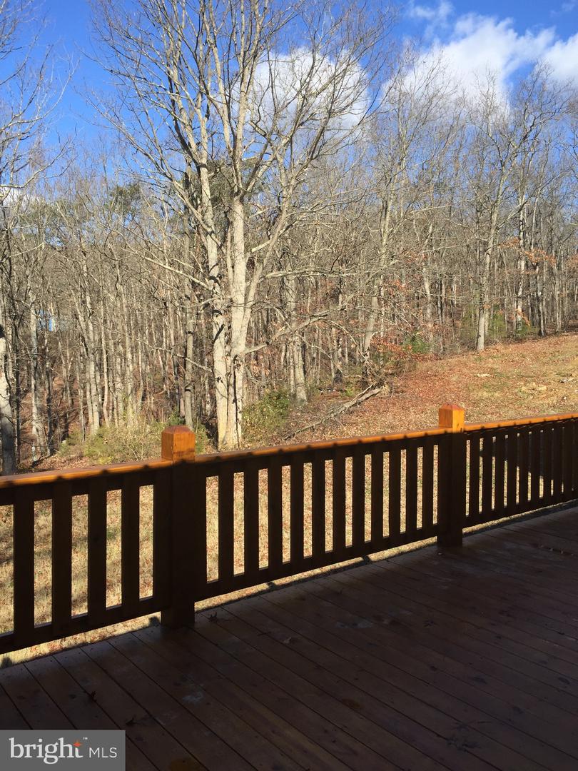 207 RIVERVIEW DR, LURAY, Virginia 22835, 4 Bedrooms Bedrooms, ,2 BathroomsBathrooms,Residential,For sale,207 RIVERVIEW DR,VAPA2005396 MLS # VAPA2005396