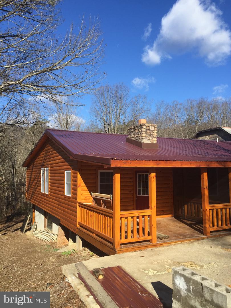 207 RIVERVIEW DR, LURAY, Virginia 22835, 4 Bedrooms Bedrooms, ,2 BathroomsBathrooms,Residential,For sale,207 RIVERVIEW DR,VAPA2005396 MLS # VAPA2005396