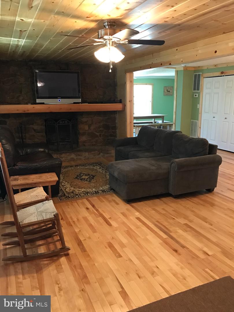 207 RIVERVIEW DR, LURAY, Virginia 22835, 4 Bedrooms Bedrooms, ,2 BathroomsBathrooms,Residential,For sale,207 RIVERVIEW DR,VAPA2005396 MLS # VAPA2005396