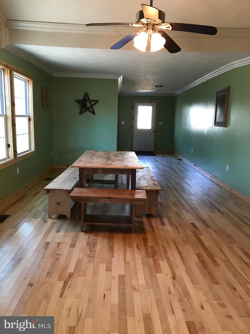 207 RIVERVIEW DR, LURAY, Virginia 22835, 4 Bedrooms Bedrooms, ,2 BathroomsBathrooms,Residential,For sale,207 RIVERVIEW DR,VAPA2005396 MLS # VAPA2005396