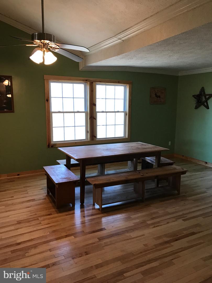 207 RIVERVIEW DR, LURAY, Virginia 22835, 4 Bedrooms Bedrooms, ,2 BathroomsBathrooms,Residential,For sale,207 RIVERVIEW DR,VAPA2005396 MLS # VAPA2005396