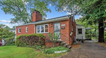 304 ROLLINS ST, FALLS CHURCH, Virginia 22046, 4 Bedrooms Bedrooms, ,1 BathroomBathrooms,Residential,For sale,304 ROLLINS ST,VAFA2003290 MLS # VAFA2003290