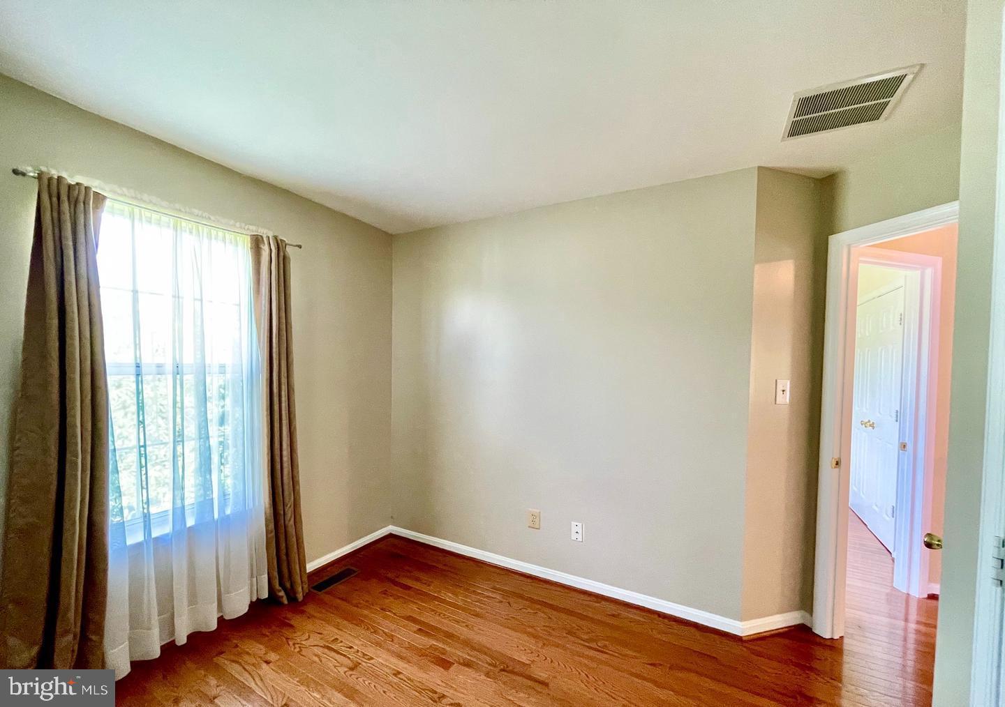 45439 BAGGETT TER, STERLING, Virginia 20166, 4 Bedrooms Bedrooms, ,3 BathroomsBathrooms,Residential,For sale,45439 BAGGETT TER,VALO2107288 MLS # VALO2107288