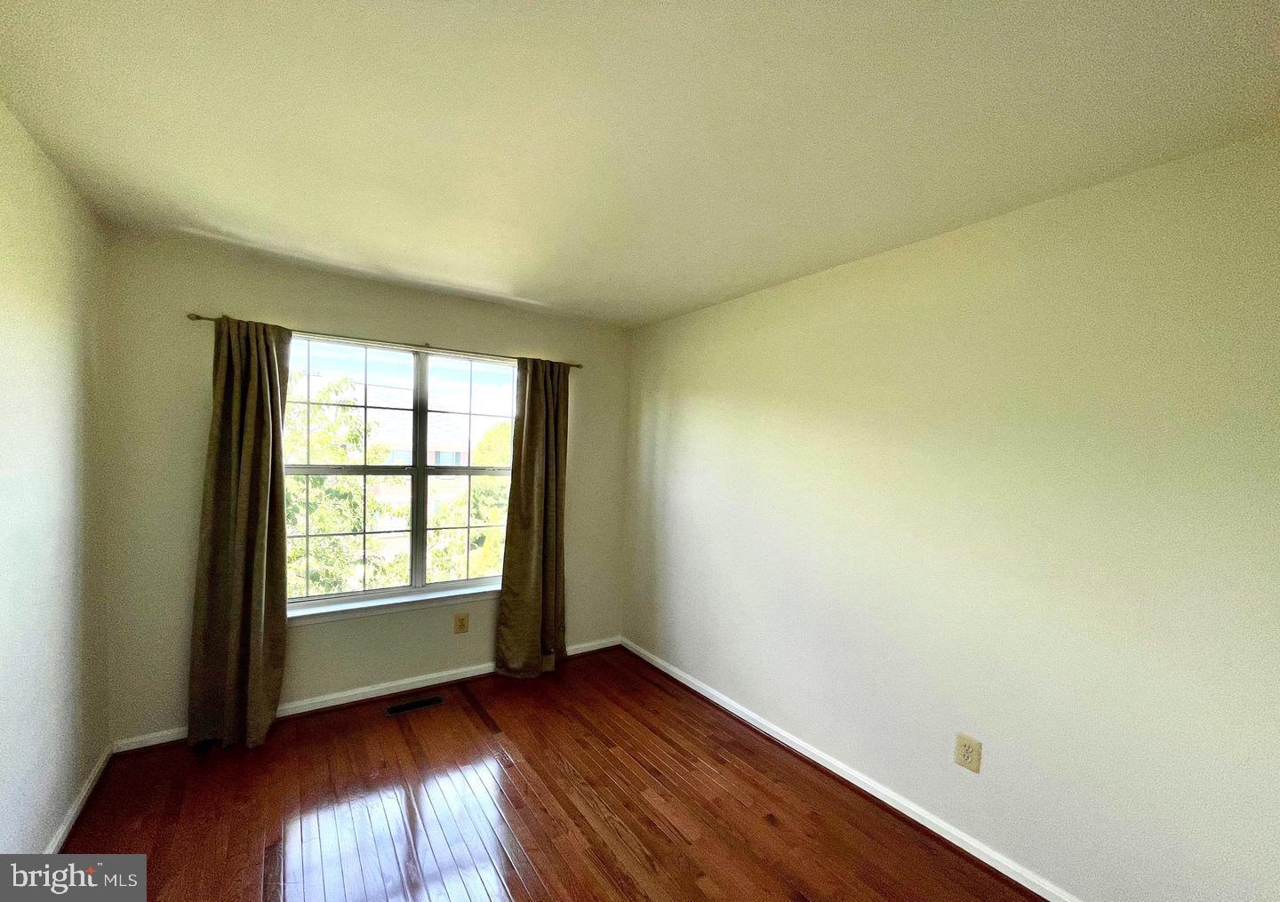 45439 BAGGETT TER, STERLING, Virginia 20166, 4 Bedrooms Bedrooms, ,3 BathroomsBathrooms,Residential,For sale,45439 BAGGETT TER,VALO2107288 MLS # VALO2107288