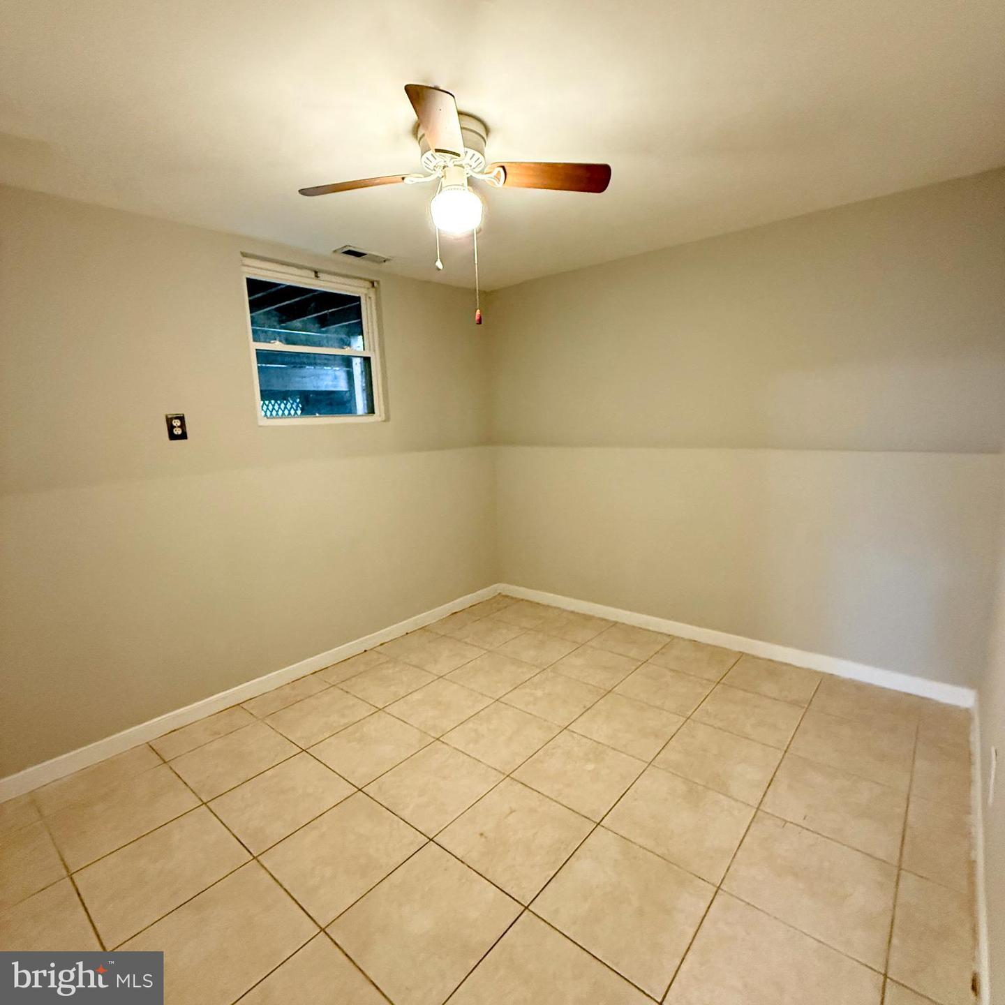 5109 BENDING BRANCH DR, RICHMOND, Virginia 23223, 4 Bedrooms Bedrooms, 6 Rooms Rooms,2 BathroomsBathrooms,Residential,For sale,5109 BENDING BRANCH DR,VAHN2001074 MLS # VAHN2001074