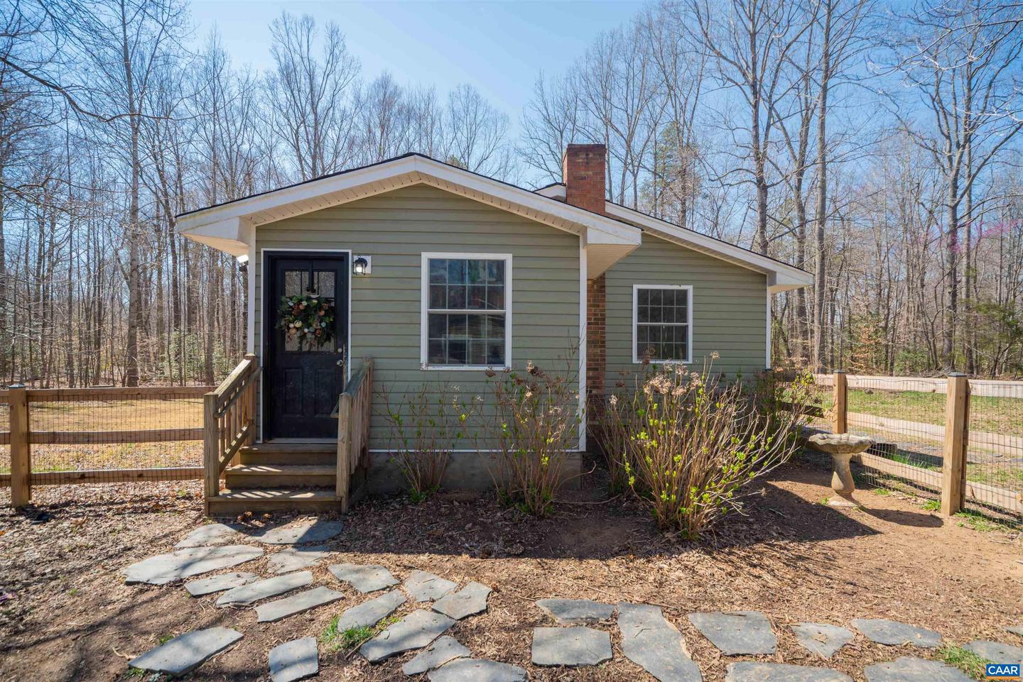 950 APPLE GROVE RD, MINERAL, Virginia 23117, 3 Bedrooms Bedrooms, ,2 BathroomsBathrooms,Residential,For sale,950 APPLE GROVE RD,669204 MLS # 669204