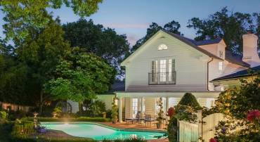 320 1/2 MANSION DR, ALEXANDRIA, Virginia 22302, 4 Bedrooms Bedrooms, ,6 BathroomsBathrooms,Residential,For sale,320 1/2 MANSION DR,VAAX2050034 MLS # VAAX2050034