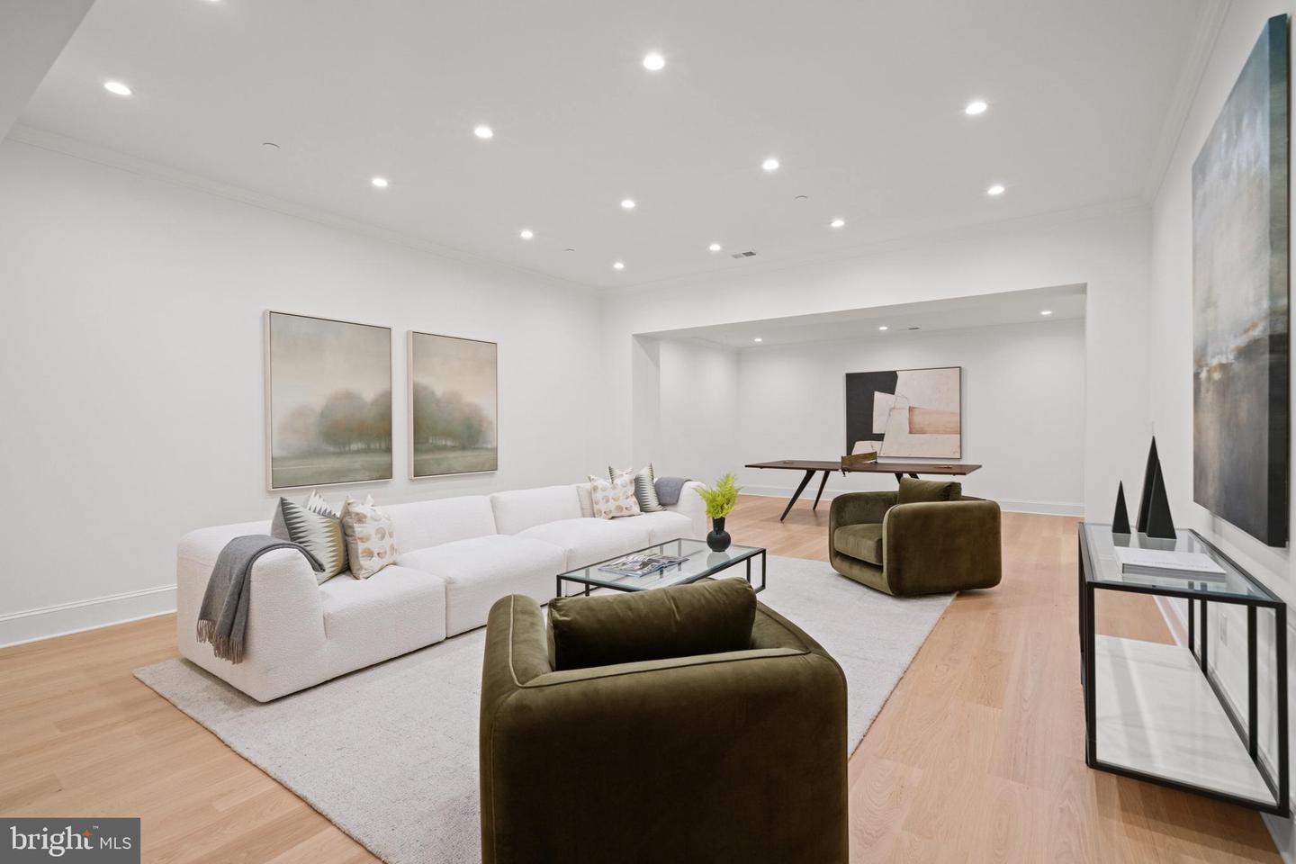 2916 CHESAPEAKE ST NW, WASHINGTON, District Of Columbia 20008, 6 Bedrooms Bedrooms, ,6 BathroomsBathrooms,Residential,For sale,2916 CHESAPEAKE ST NW,DCDC2223526 MLS # DCDC2223526 2916 CHESAPEAKE ST NW, WASHINGTON, District Of Columbia 20008, 6 Bedrooms Bedrooms, ,6 BathroomsBathrooms,Residential,For sale,2916 CHESAPEAKE ST NW,DCDC2223526 MLS # DCDC2223526