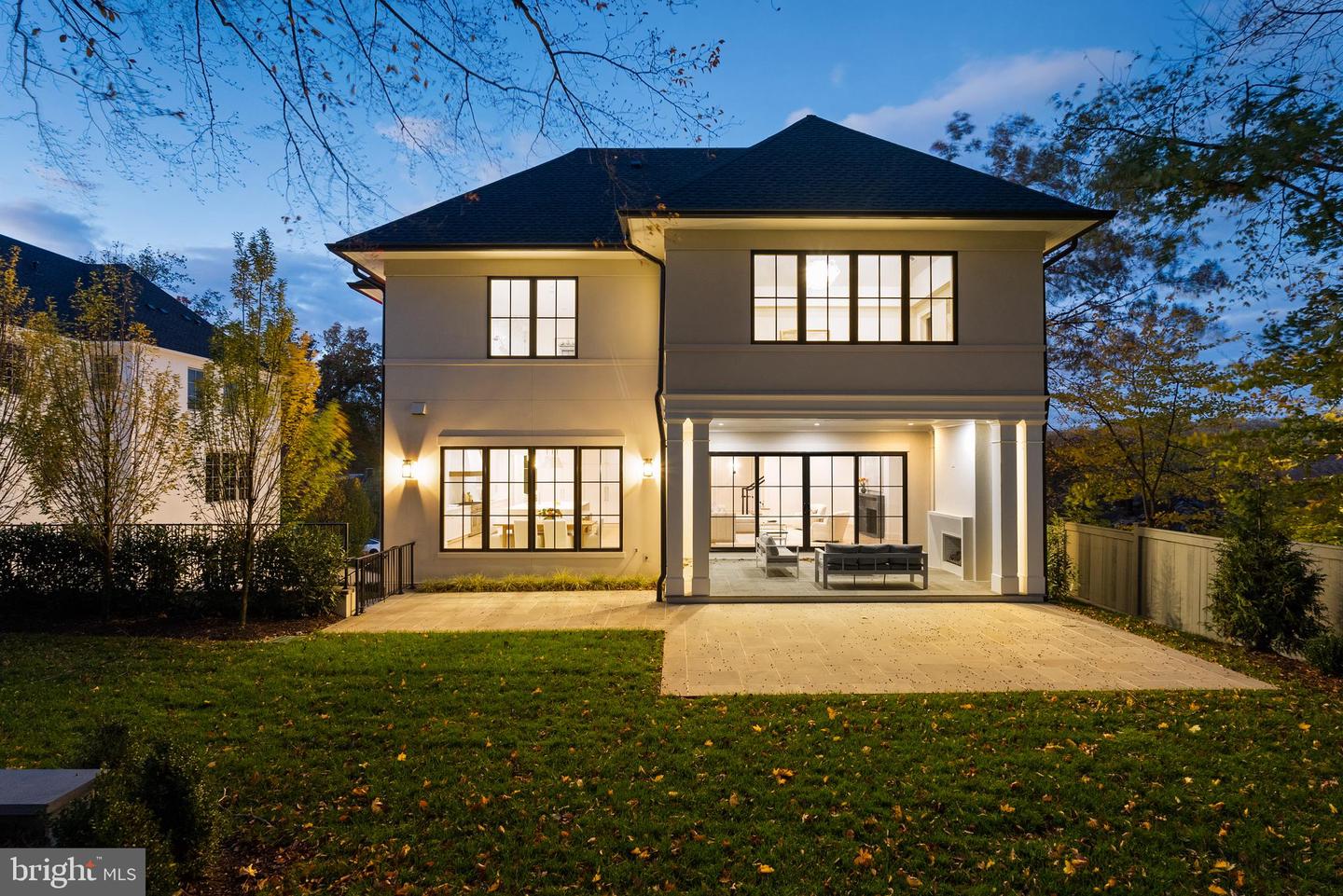 2916 CHESAPEAKE ST NW, WASHINGTON, District Of Columbia 20008, 6 Bedrooms Bedrooms, ,6 BathroomsBathrooms,Residential,For sale,2916 CHESAPEAKE ST NW,DCDC2223526 MLS # DCDC2223526