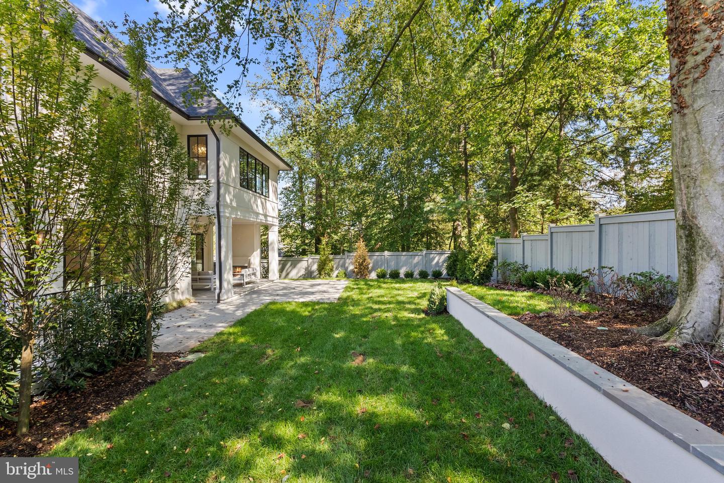 2916 CHESAPEAKE ST NW, WASHINGTON, District Of Columbia 20008, 6 Bedrooms Bedrooms, ,6 BathroomsBathrooms,Residential,For sale,2916 CHESAPEAKE ST NW,DCDC2223526 MLS # DCDC2223526