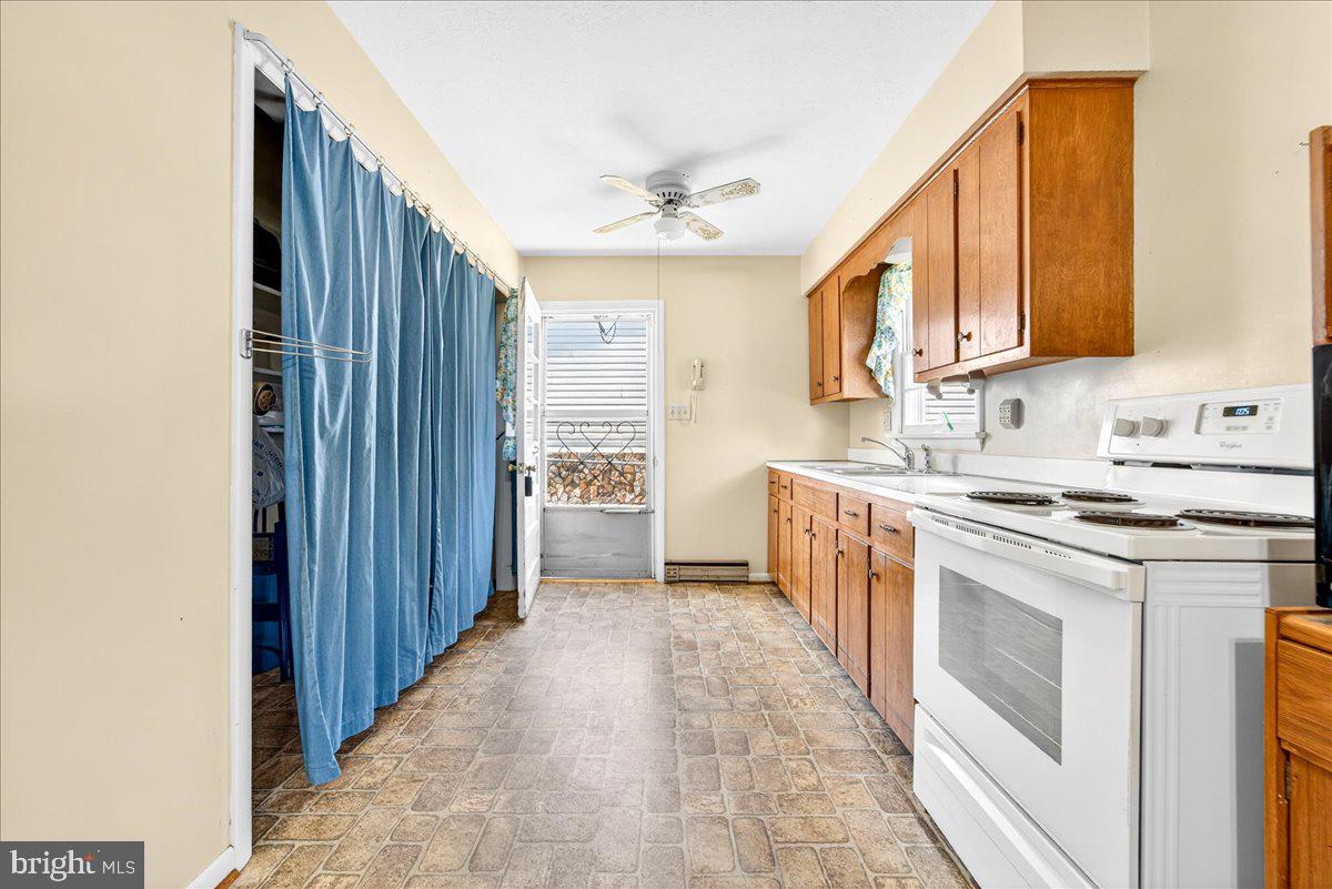 181 QUICKS MILL RD, VERONA, Virginia 24482, 3 Bedrooms Bedrooms, ,1 BathroomBathrooms,Residential,For sale,181 QUICKS MILL RD,VAAG2002664 MLS # VAAG2002664