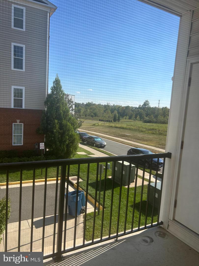 43053 THOROUGHFARE GAP TER, ASHBURN, Virginia 20148, 3 Bedrooms Bedrooms, ,2 BathroomsBathrooms,Residential,For sale,43053 THOROUGHFARE GAP TER,VALO2107316 MLS # VALO2107316