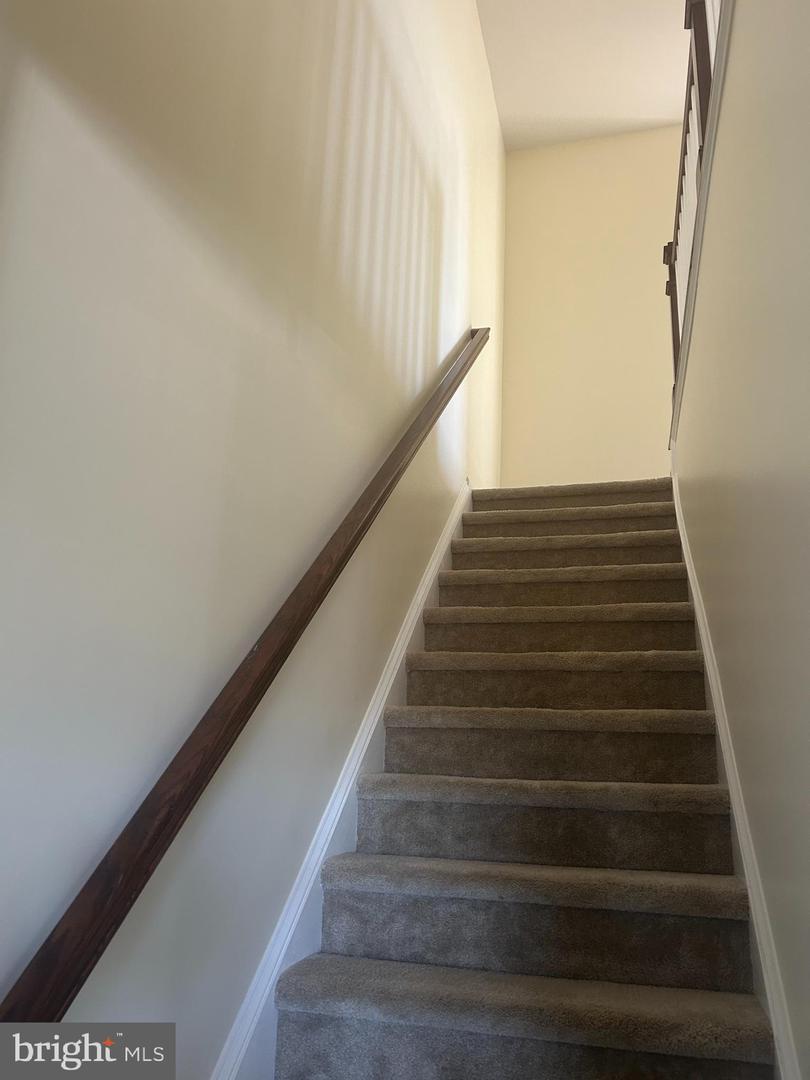 43053 THOROUGHFARE GAP TER, ASHBURN, Virginia 20148, 3 Bedrooms Bedrooms, ,2 BathroomsBathrooms,Residential,For sale,43053 THOROUGHFARE GAP TER,VALO2107316 MLS # VALO2107316