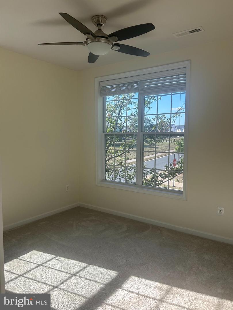 43053 THOROUGHFARE GAP TER, ASHBURN, Virginia 20148, 3 Bedrooms Bedrooms, ,2 BathroomsBathrooms,Residential,For sale,43053 THOROUGHFARE GAP TER,VALO2107316 MLS # VALO2107316