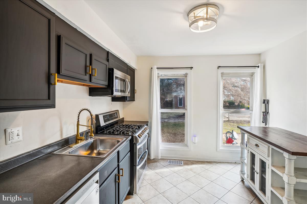 8347 IVY GLEN CT, MANASSAS, Virginia 20110, 3 Bedrooms Bedrooms, ,3 BathroomsBathrooms,Residential,For sale,8347 IVY GLEN CT,VAMN2009378 MLS # VAMN2009378