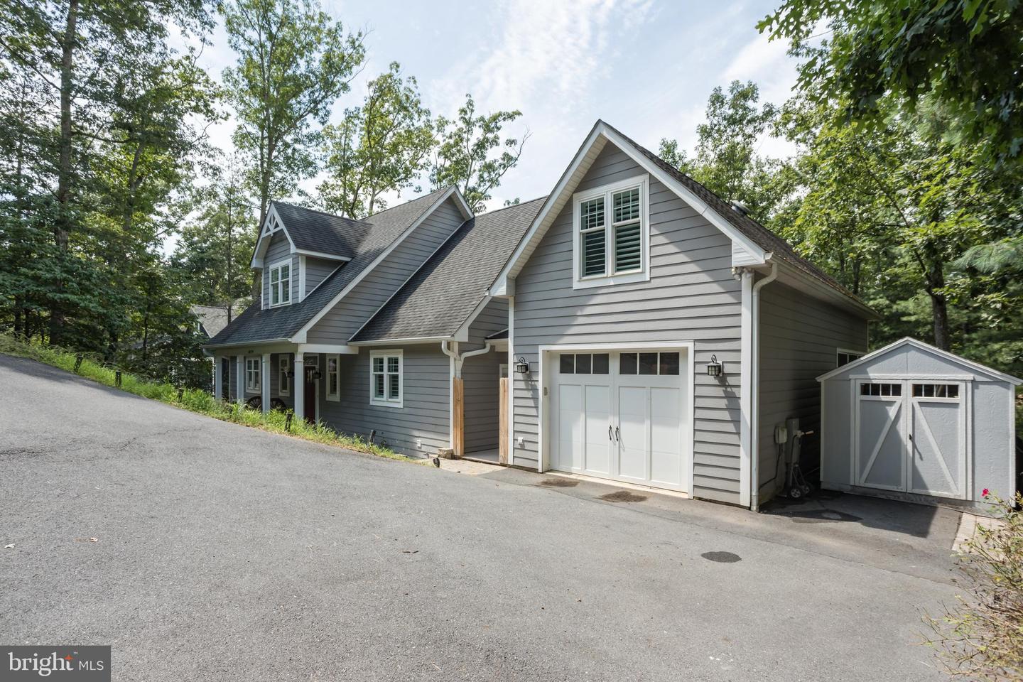 1079 LAKEVIEW DR, CROSS JUNCTION, Virginia 22625, 4 Bedrooms Bedrooms, ,3 BathroomsBathrooms,Residential,For sale,1079 LAKEVIEW DR,VAFV2035070 MLS # VAFV2035070