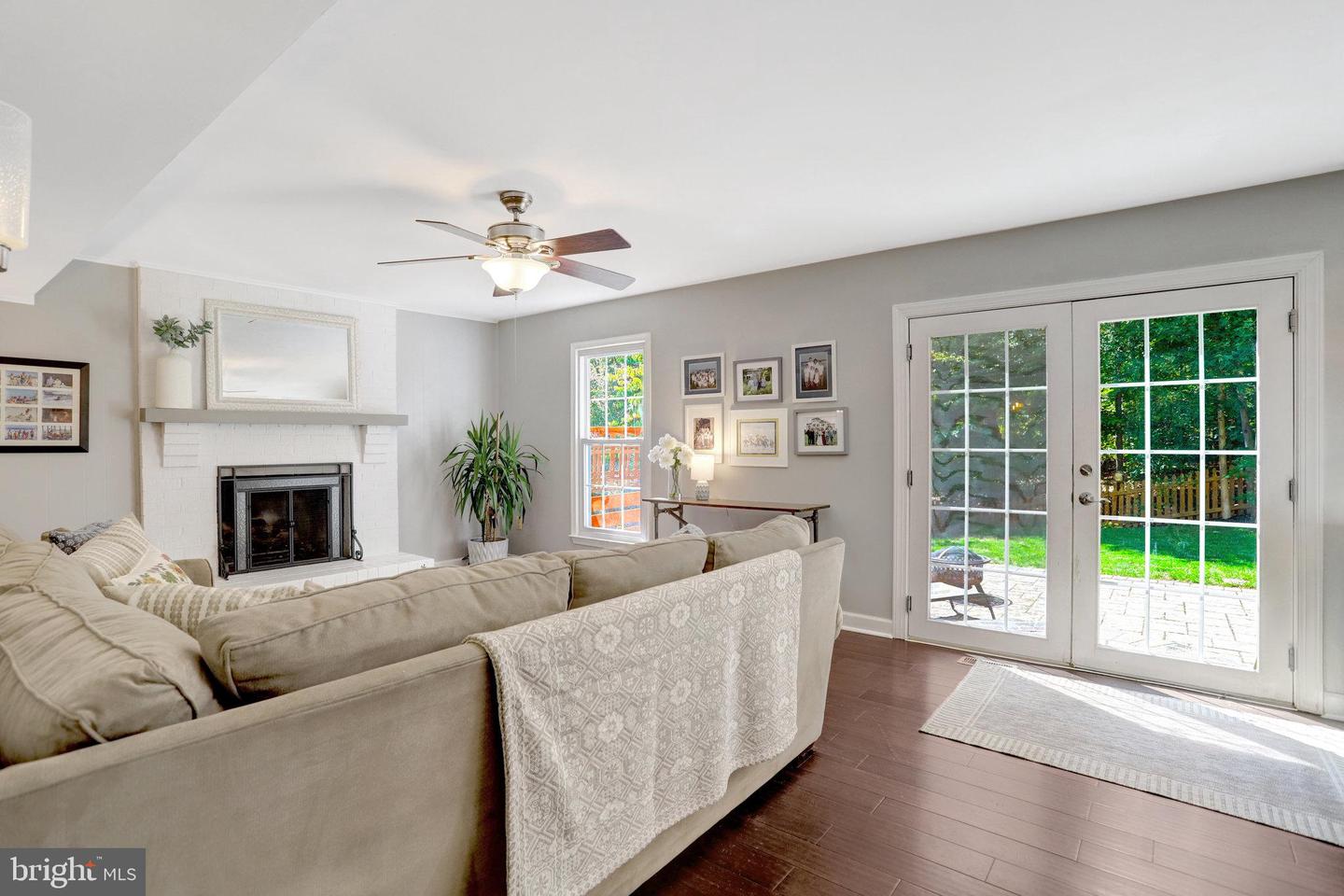 7206 JOSHUA TREE LN, SPRINGFIELD, Virginia 22152, 4 Bedrooms Bedrooms, ,2 BathroomsBathrooms,Residential,For sale,7206 JOSHUA TREE LN,VAFX2262290 MLS # VAFX2262290