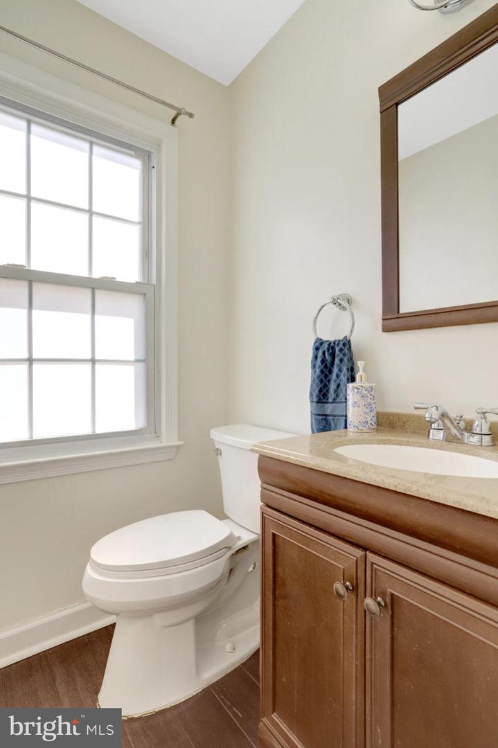 7206 JOSHUA TREE LN, SPRINGFIELD, Virginia 22152, 4 Bedrooms Bedrooms, ,2 BathroomsBathrooms,Residential,For sale,7206 JOSHUA TREE LN,VAFX2262290 MLS # VAFX2262290