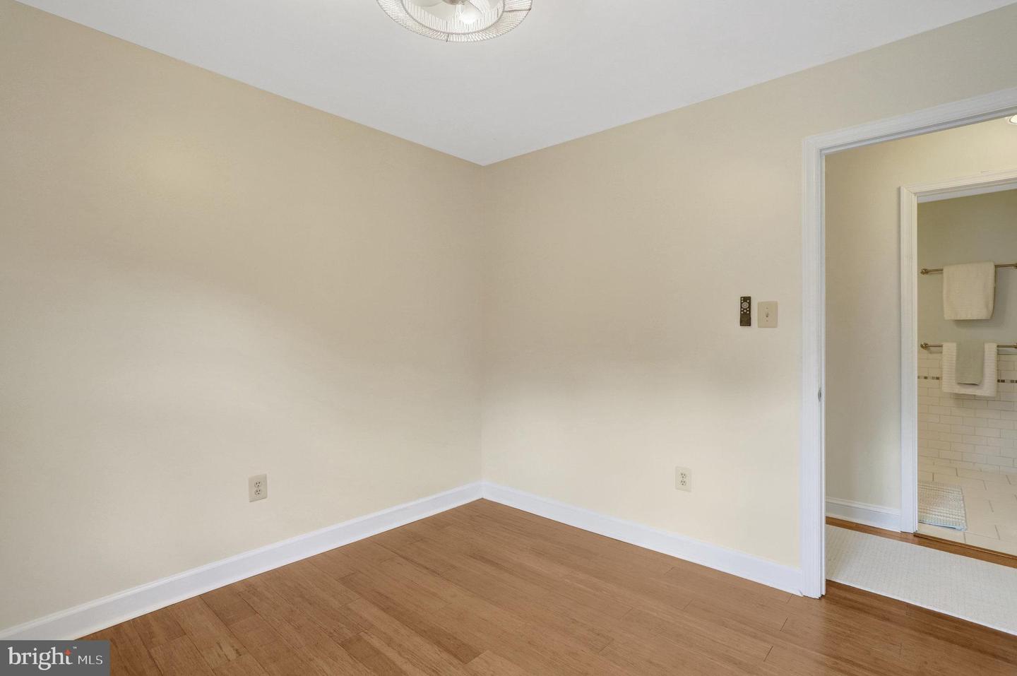 7206 JOSHUA TREE LN, SPRINGFIELD, Virginia 22152, 4 Bedrooms Bedrooms, ,2 BathroomsBathrooms,Residential,For sale,7206 JOSHUA TREE LN,VAFX2262290 MLS # VAFX2262290