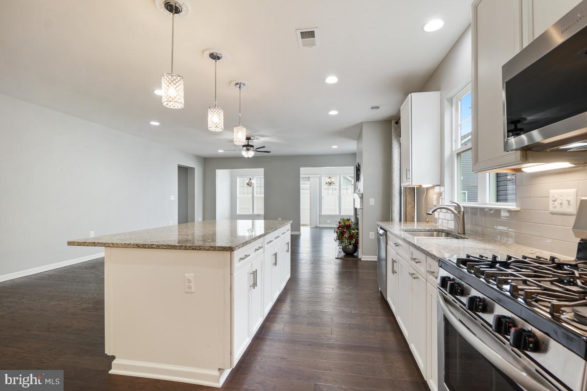 12205 GLEN OAKS DR, FREDERICKSBURG, Virginia 22407, 3 Bedrooms Bedrooms, 5 Rooms Rooms,2 BathroomsBathrooms,Residential,For sale,12205 GLEN OAKS DR,VASP2035646 MLS # VASP2035646