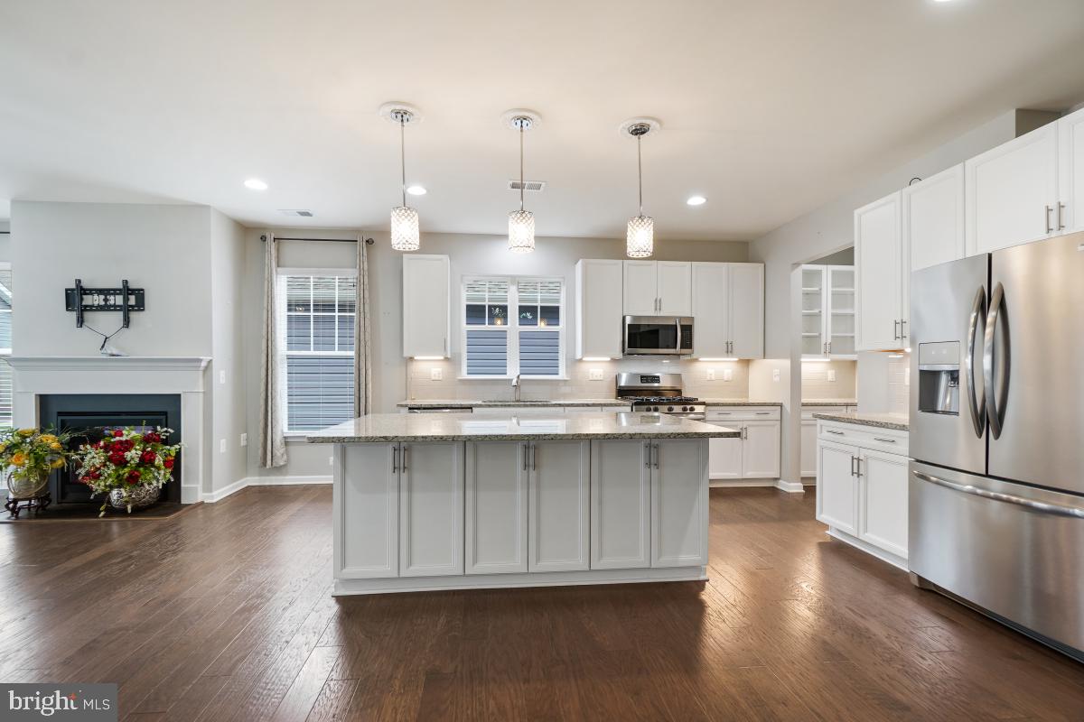 12205 GLEN OAKS DR, FREDERICKSBURG, Virginia 22407, 3 Bedrooms Bedrooms, 5 Rooms Rooms,2 BathroomsBathrooms,Residential,For sale,12205 GLEN OAKS DR,VASP2035646 MLS # VASP2035646