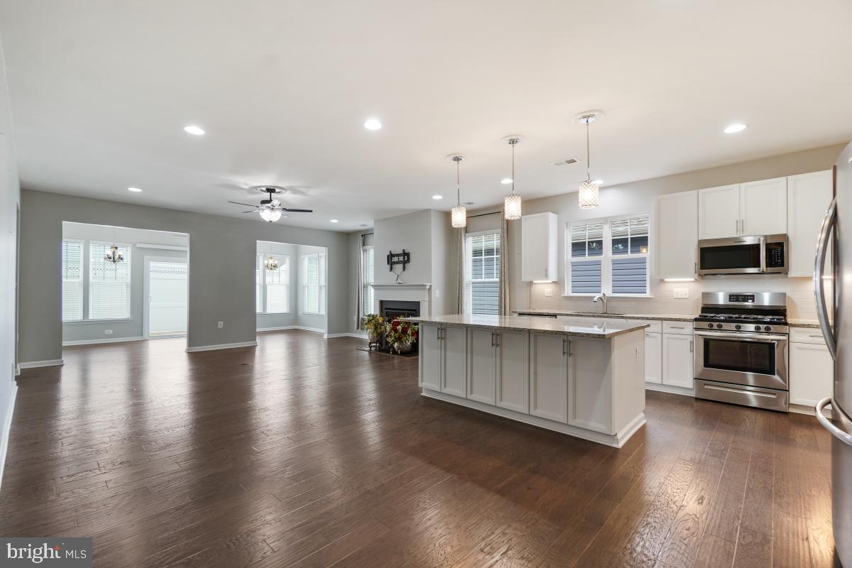 12205 GLEN OAKS DR, FREDERICKSBURG, Virginia 22407, 3 Bedrooms Bedrooms, 5 Rooms Rooms,2 BathroomsBathrooms,Residential,For sale,12205 GLEN OAKS DR,VASP2035646 MLS # VASP2035646