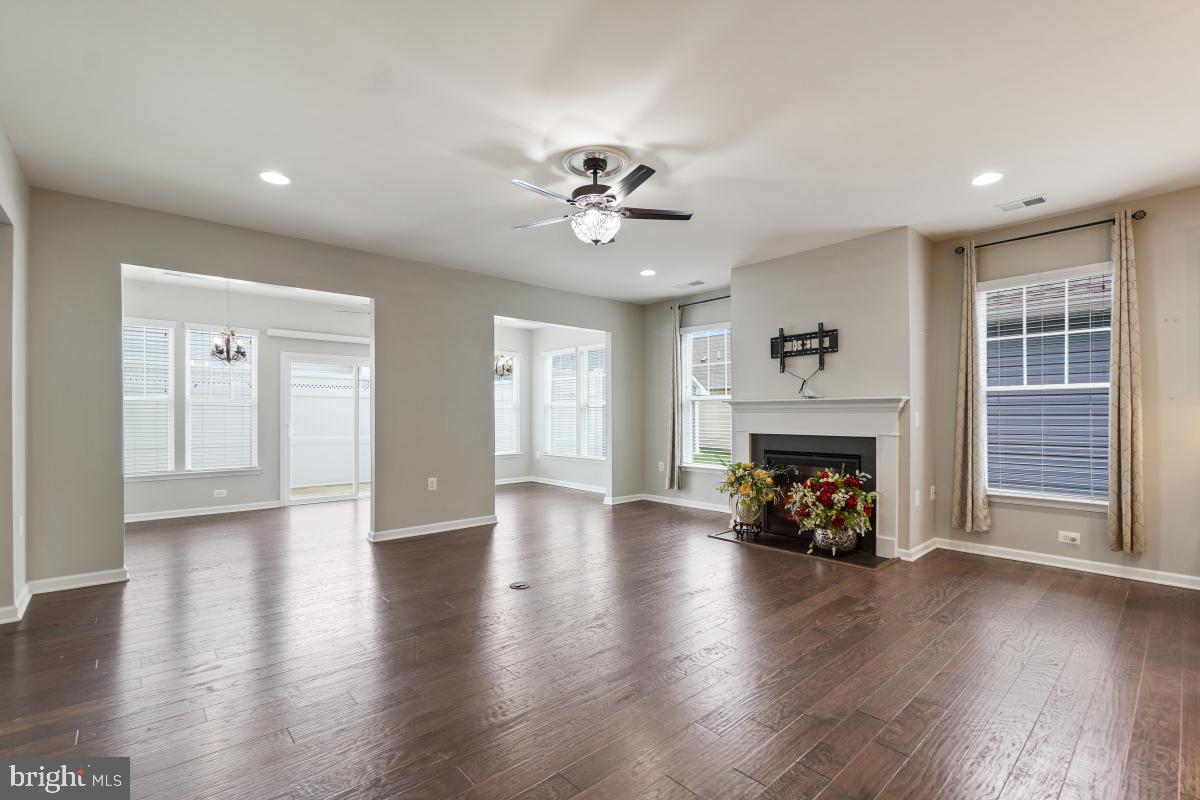 12205 GLEN OAKS DR, FREDERICKSBURG, Virginia 22407, 3 Bedrooms Bedrooms, 5 Rooms Rooms,2 BathroomsBathrooms,Residential,For sale,12205 GLEN OAKS DR,VASP2035646 MLS # VASP2035646