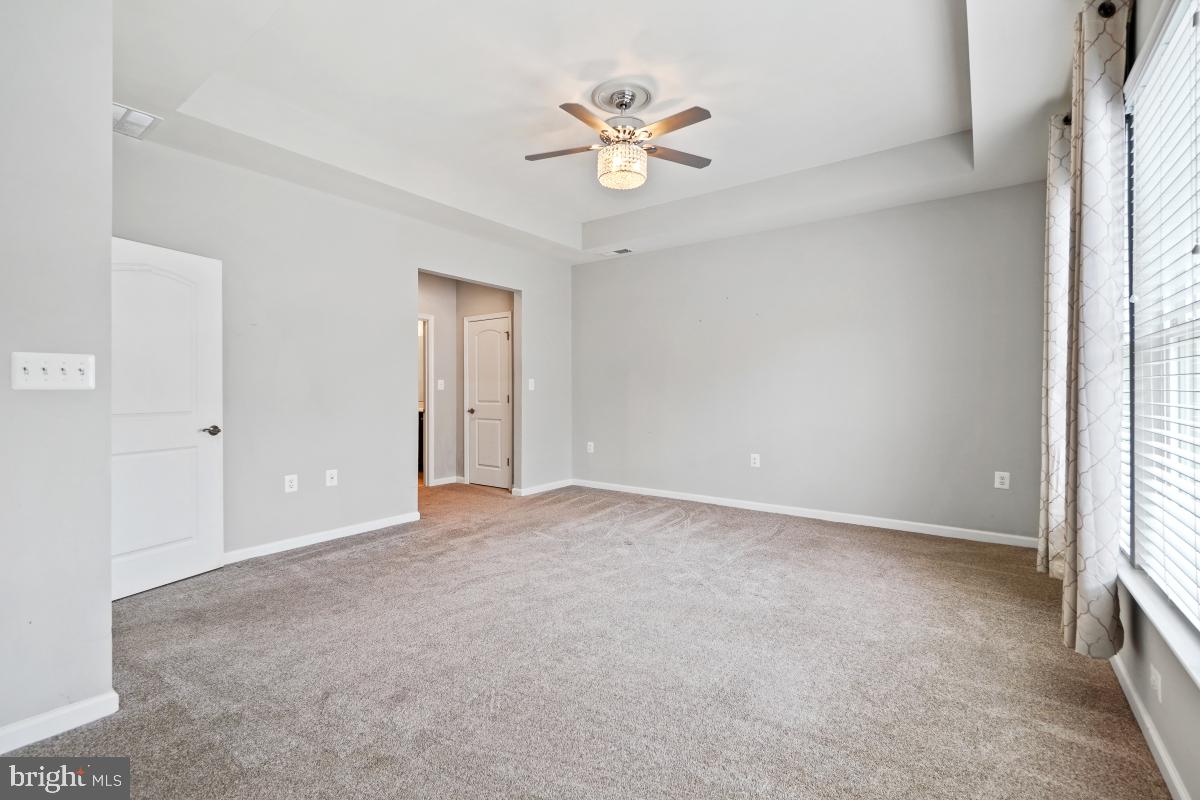 12205 GLEN OAKS DR, FREDERICKSBURG, Virginia 22407, 3 Bedrooms Bedrooms, 5 Rooms Rooms,2 BathroomsBathrooms,Residential,For sale,12205 GLEN OAKS DR,VASP2035646 MLS # VASP2035646