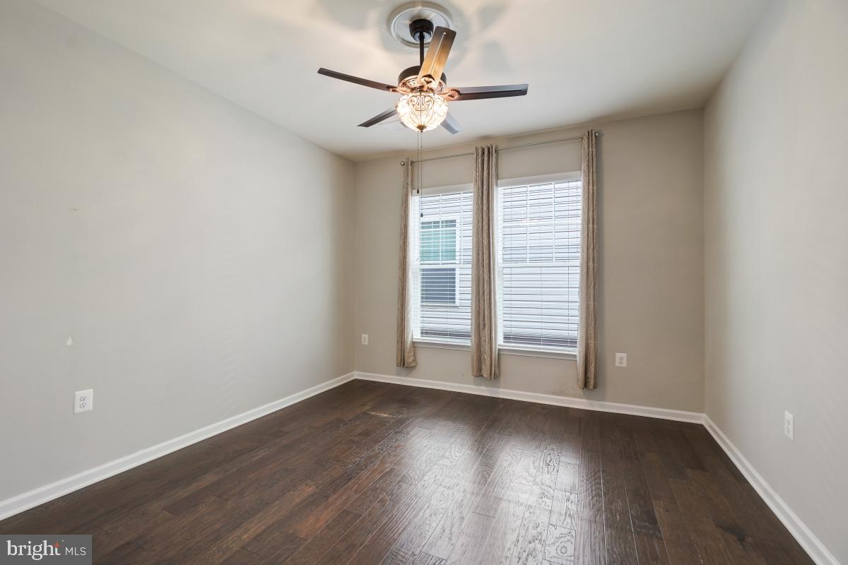 12205 GLEN OAKS DR, FREDERICKSBURG, Virginia 22407, 3 Bedrooms Bedrooms, 5 Rooms Rooms,2 BathroomsBathrooms,Residential,For sale,12205 GLEN OAKS DR,VASP2035646 MLS # VASP2035646