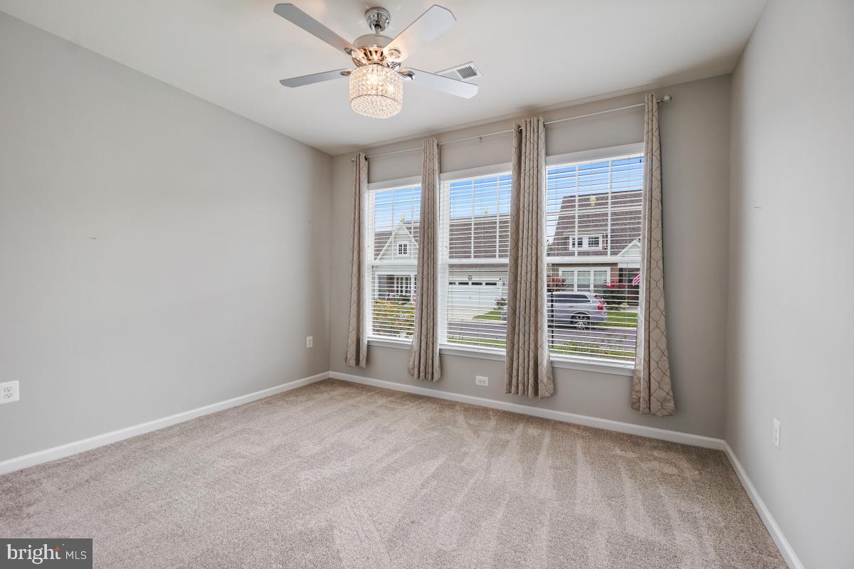 12205 GLEN OAKS DR, FREDERICKSBURG, Virginia 22407, 3 Bedrooms Bedrooms, 5 Rooms Rooms,2 BathroomsBathrooms,Residential,For sale,12205 GLEN OAKS DR,VASP2035646 MLS # VASP2035646