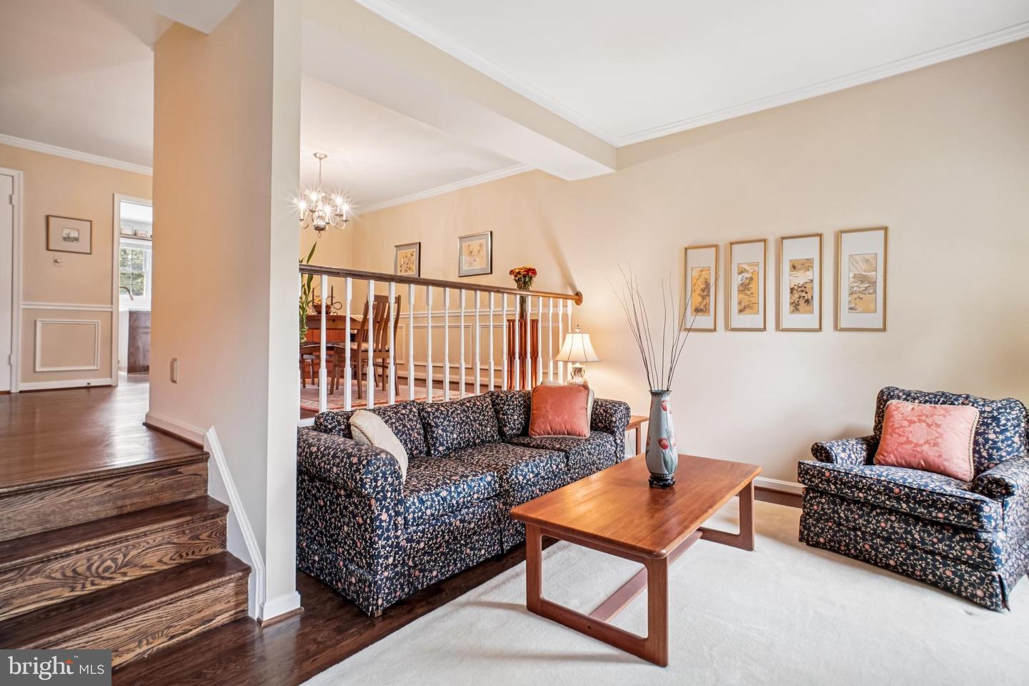 5936 MUNSON CT, FALLS CHURCH, Virginia 22041, 3 Bedrooms Bedrooms, ,3 BathroomsBathrooms,Residential,For sale,5936 MUNSON CT,VAFX2265252 MLS # VAFX2265252