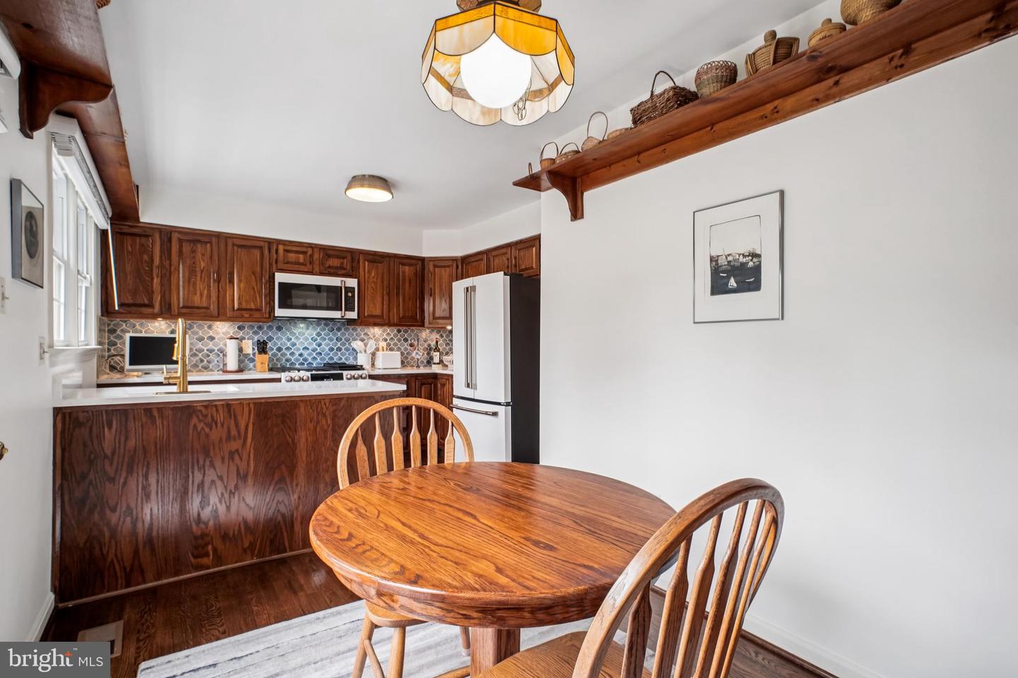 5936 MUNSON CT, FALLS CHURCH, Virginia 22041, 3 Bedrooms Bedrooms, ,3 BathroomsBathrooms,Residential,For sale,5936 MUNSON CT,VAFX2265252 MLS # VAFX2265252