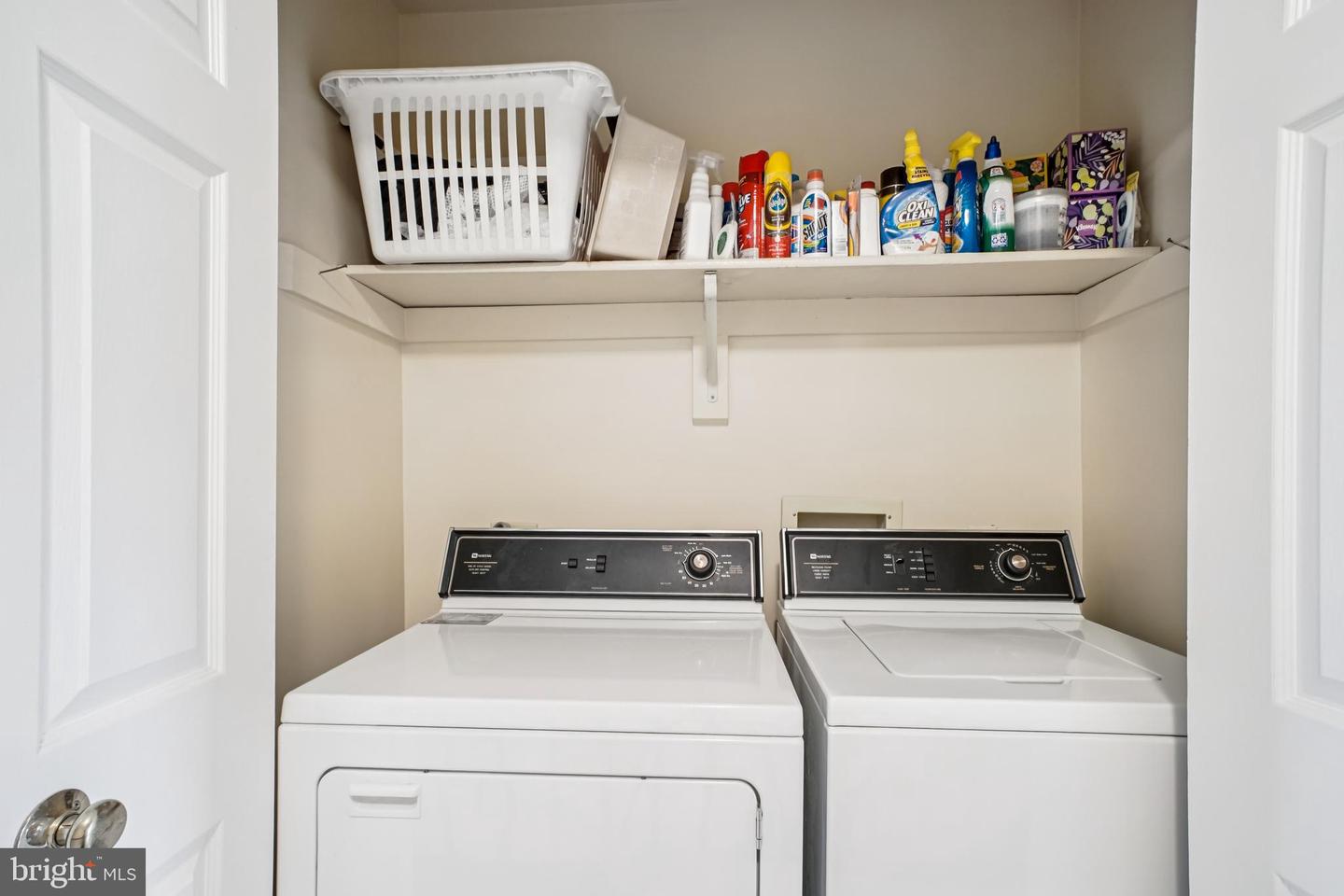 5936 MUNSON CT, FALLS CHURCH, Virginia 22041, 3 Bedrooms Bedrooms, ,3 BathroomsBathrooms,Residential,For sale,5936 MUNSON CT,VAFX2265252 MLS # VAFX2265252