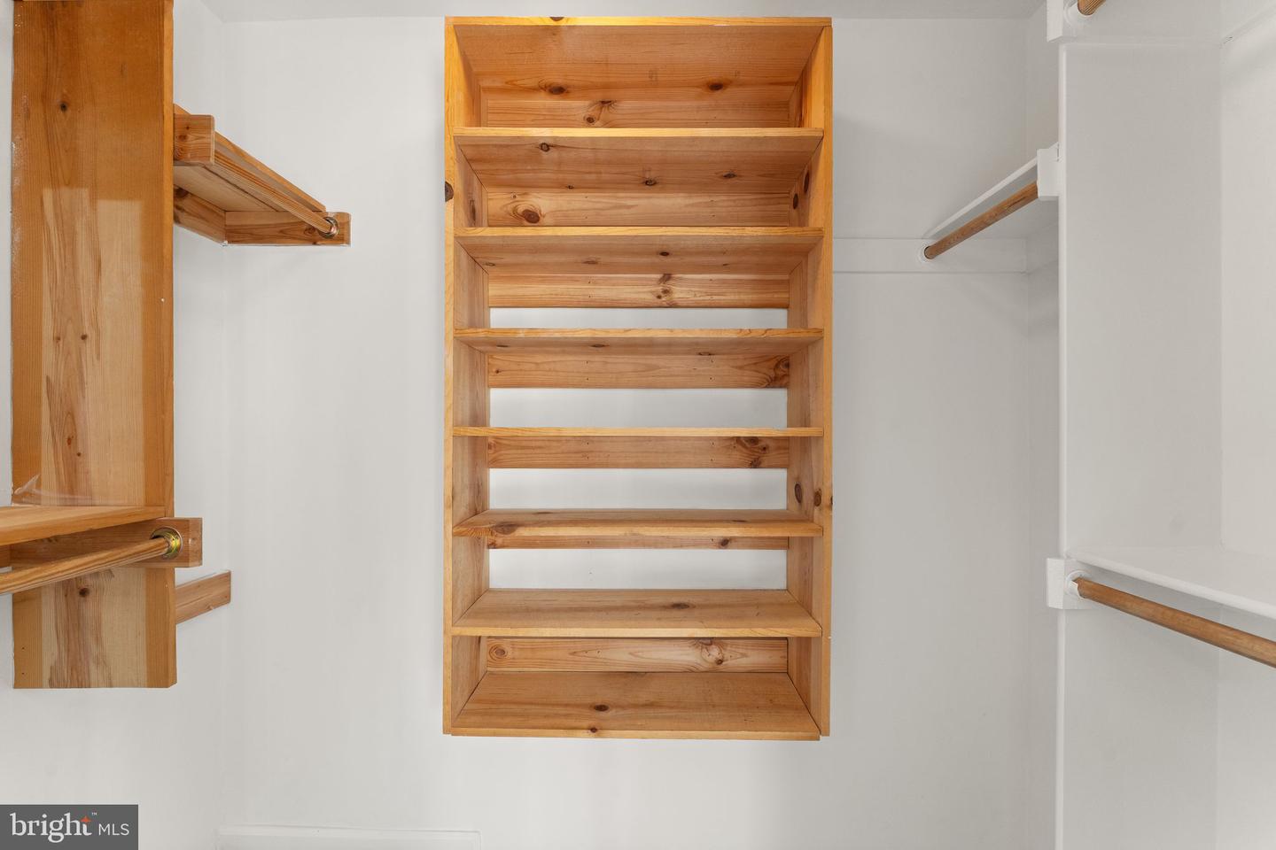 16 WORTHINGTON CT, STERLING, Virginia 20165, 3 Bedrooms Bedrooms, ,2 BathroomsBathrooms,Residential,For sale,16 WORTHINGTON CT,VALO2106302 MLS # VALO2106302 16 WORTHINGTON CT, STERLING, Virginia 20165, 3 Bedrooms Bedrooms, ,2 BathroomsBathrooms,Residential,For sale,16 WORTHINGTON CT,VALO2106302 MLS # VALO2106302