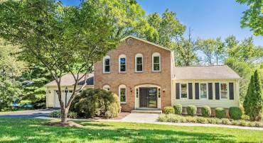 1835 HORSEBACK TRL, VIENNA, Virginia 22182, 5 Bedrooms Bedrooms, ,3 BathroomsBathrooms,Residential,For sale,1835 HORSEBACK TRL,VAFX2265606 MLS # VAFX2265606