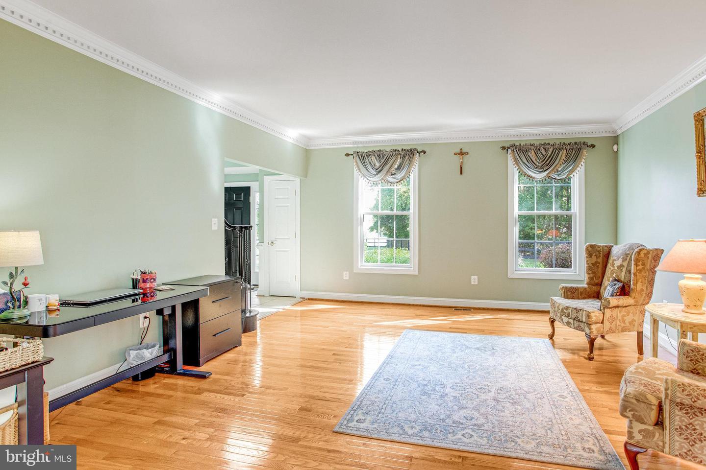 9300 MACKENZIE MEADOW CT, NOKESVILLE, Virginia 20181, 5 Bedrooms Bedrooms, ,5 BathroomsBathrooms,Residential,For sale,9300 MACKENZIE MEADOW CT,VAPW2103680 MLS # VAPW2103680