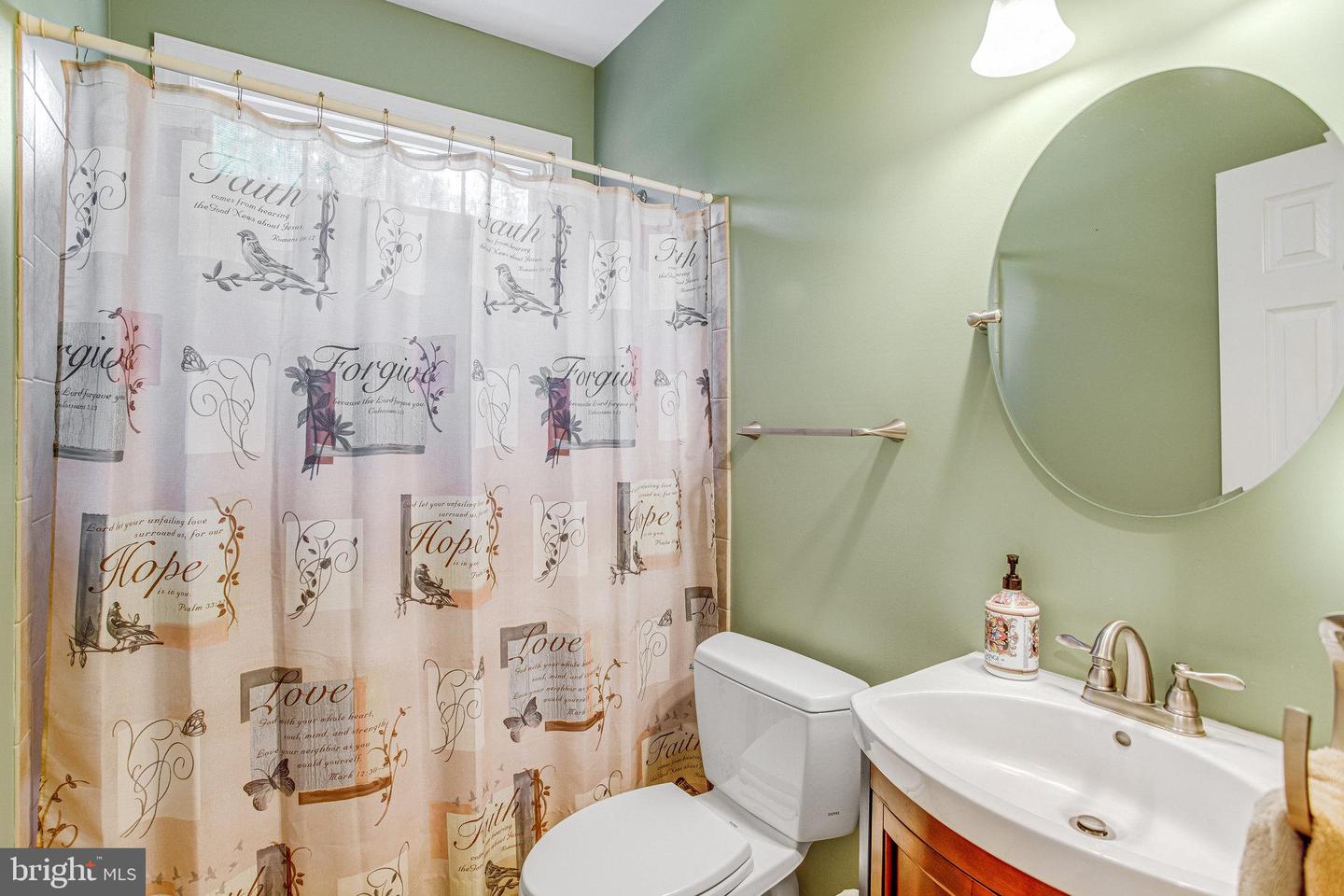 9300 MACKENZIE MEADOW CT, NOKESVILLE, Virginia 20181, 5 Bedrooms Bedrooms, ,5 BathroomsBathrooms,Residential,For sale,9300 MACKENZIE MEADOW CT,VAPW2103680 MLS # VAPW2103680