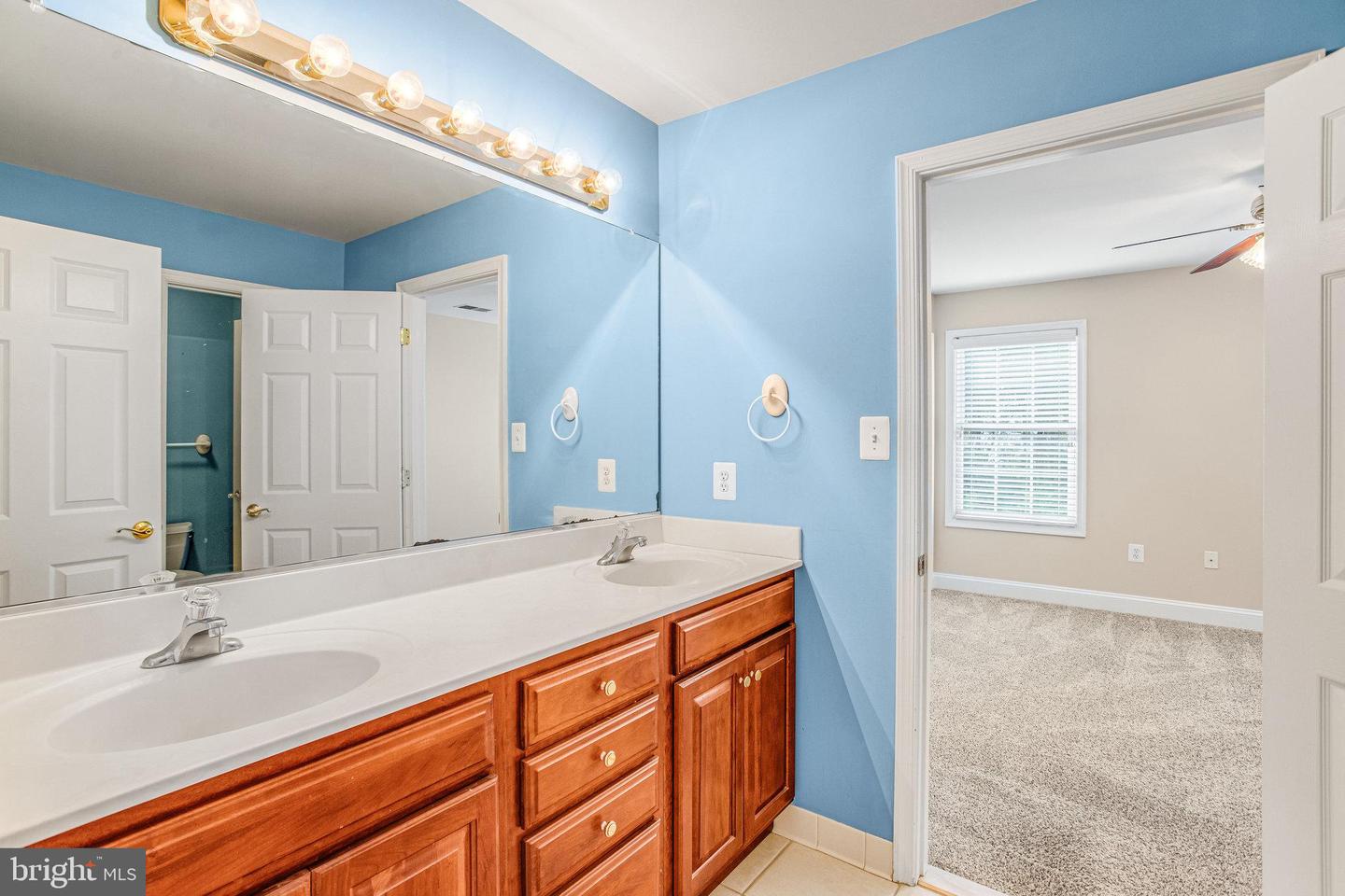9300 MACKENZIE MEADOW CT, NOKESVILLE, Virginia 20181, 5 Bedrooms Bedrooms, ,5 BathroomsBathrooms,Residential,For sale,9300 MACKENZIE MEADOW CT,VAPW2103680 MLS # VAPW2103680