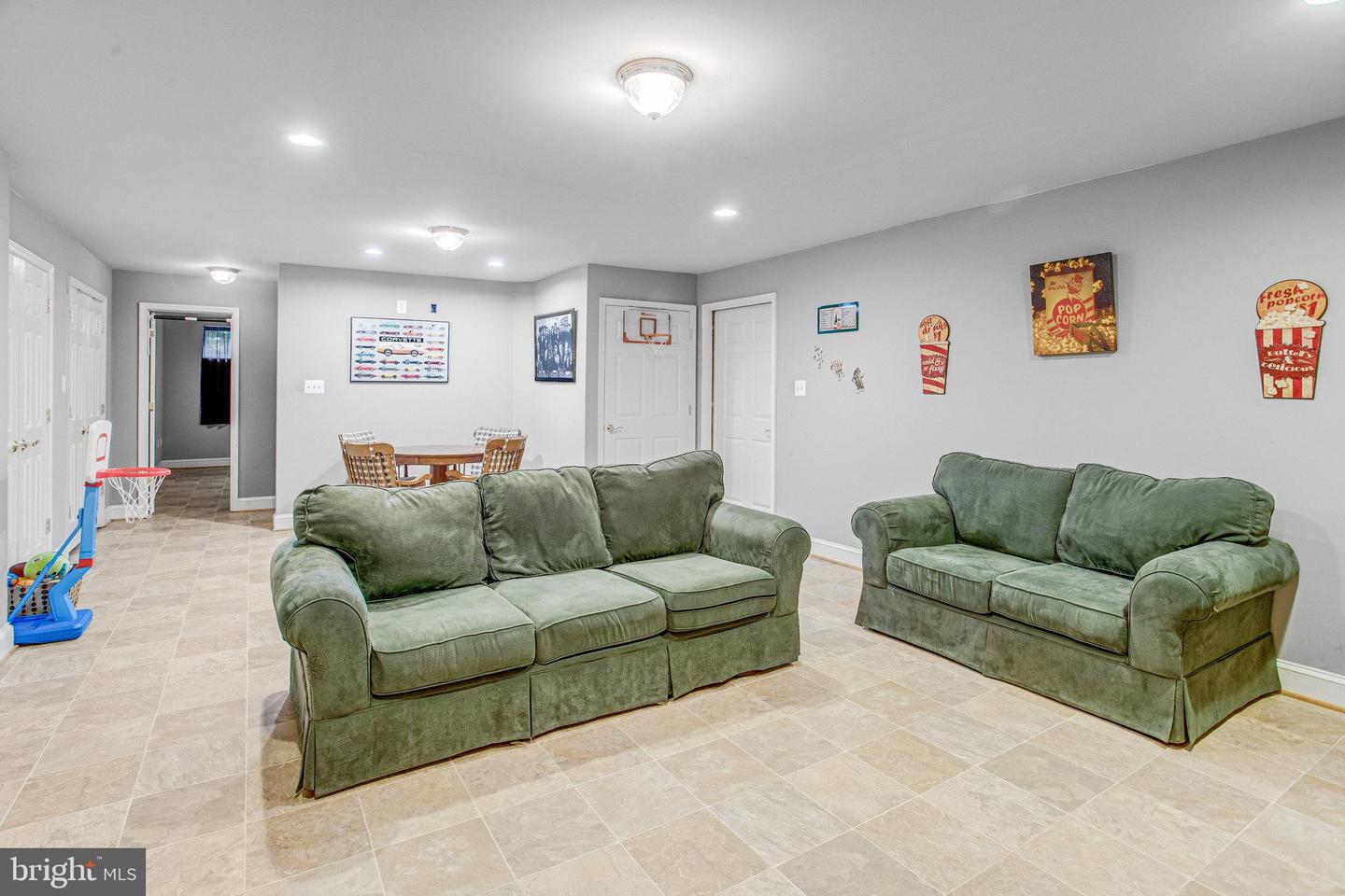 9300 MACKENZIE MEADOW CT, NOKESVILLE, Virginia 20181, 5 Bedrooms Bedrooms, ,5 BathroomsBathrooms,Residential,For sale,9300 MACKENZIE MEADOW CT,VAPW2103680 MLS # VAPW2103680