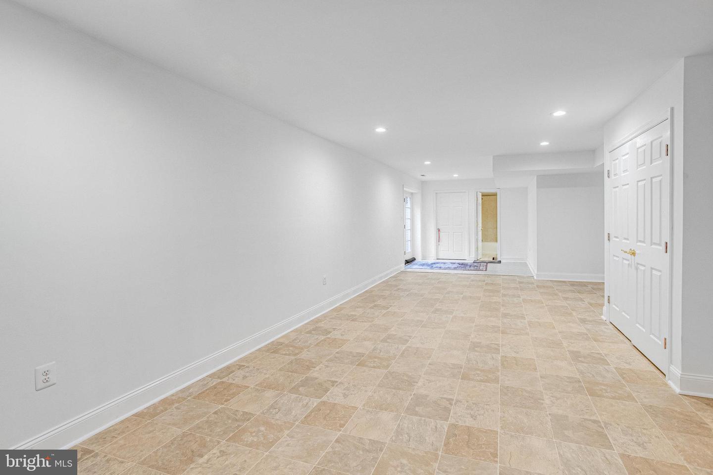 9300 MACKENZIE MEADOW CT, NOKESVILLE, Virginia 20181, 5 Bedrooms Bedrooms, ,5 BathroomsBathrooms,Residential,For sale,9300 MACKENZIE MEADOW CT,VAPW2103680 MLS # VAPW2103680