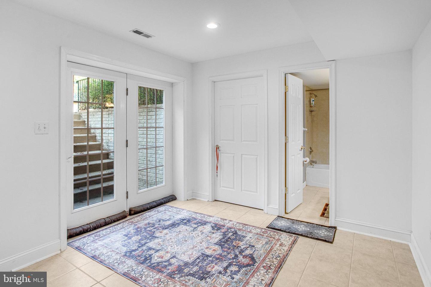 9300 MACKENZIE MEADOW CT, NOKESVILLE, Virginia 20181, 5 Bedrooms Bedrooms, ,5 BathroomsBathrooms,Residential,For sale,9300 MACKENZIE MEADOW CT,VAPW2103680 MLS # VAPW2103680