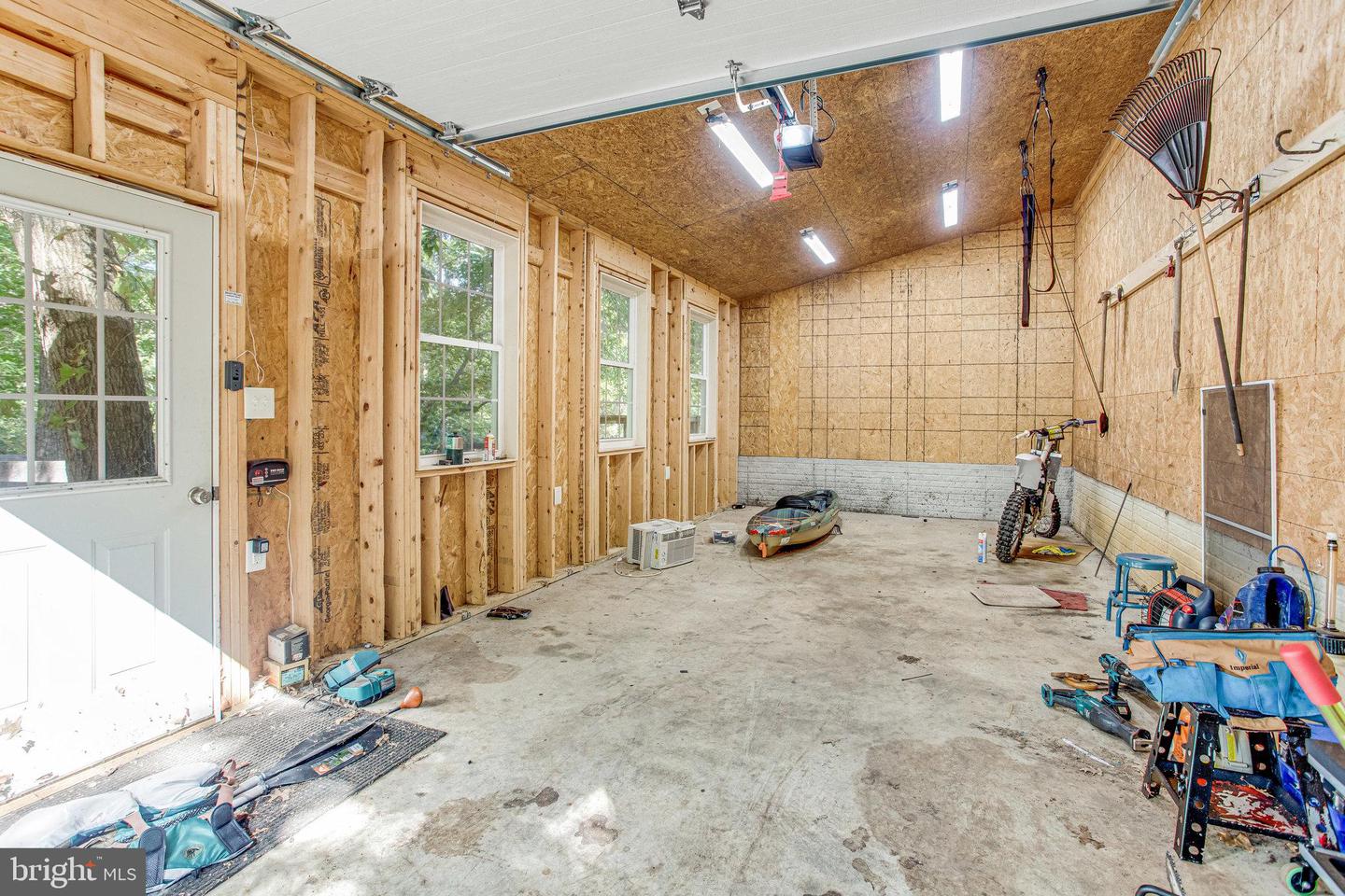 9300 MACKENZIE MEADOW CT, NOKESVILLE, Virginia 20181, 5 Bedrooms Bedrooms, ,5 BathroomsBathrooms,Residential,For sale,9300 MACKENZIE MEADOW CT,VAPW2103680 MLS # VAPW2103680