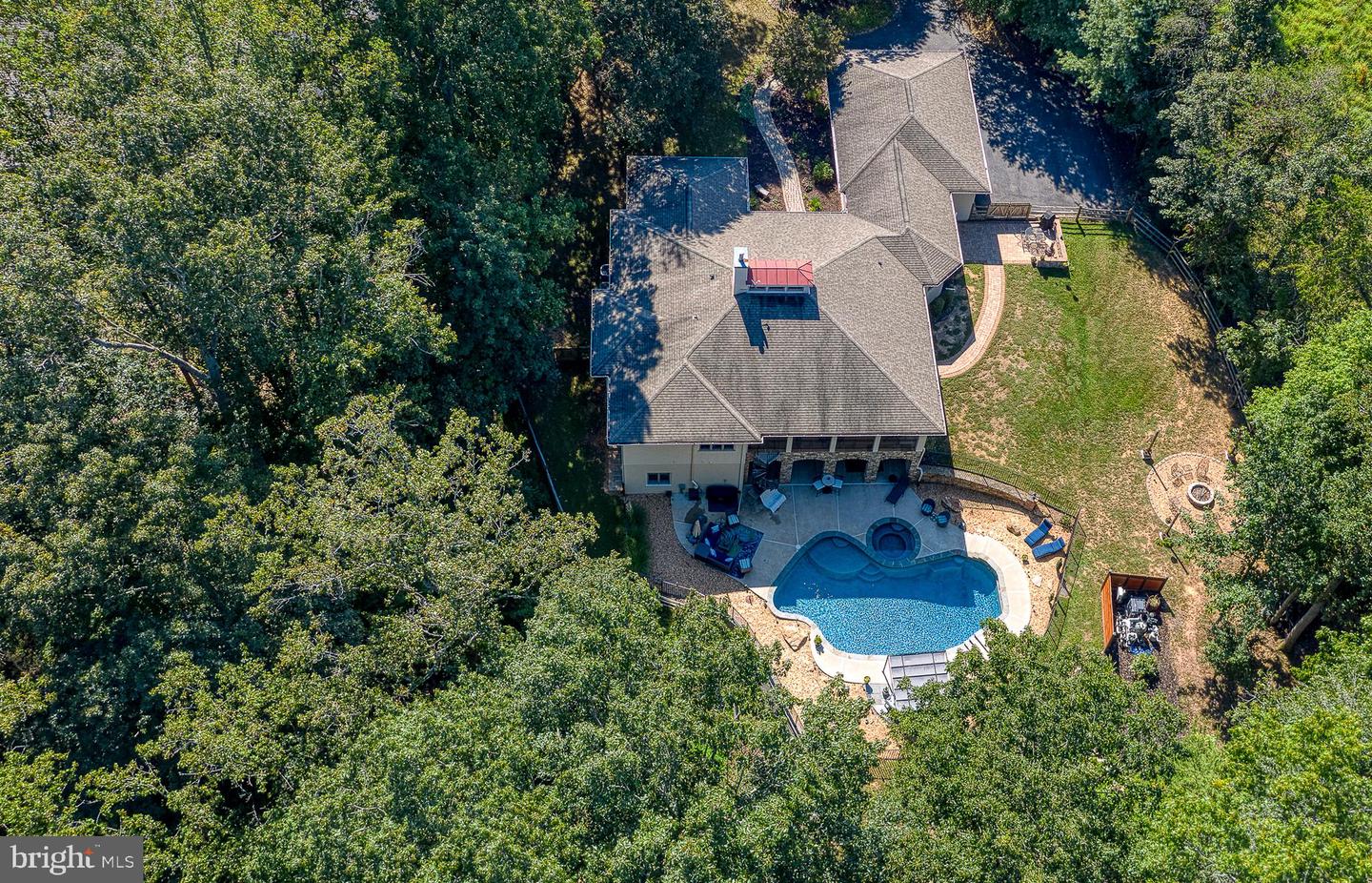 3446 SOUTHAMPTON DR, JEFFERSONTON, Virginia 22724, 5 Bedrooms Bedrooms, ,3 BathroomsBathrooms,Residential,For sale,3446 SOUTHAMPTON DR,VACU2011524 MLS # VACU2011524
