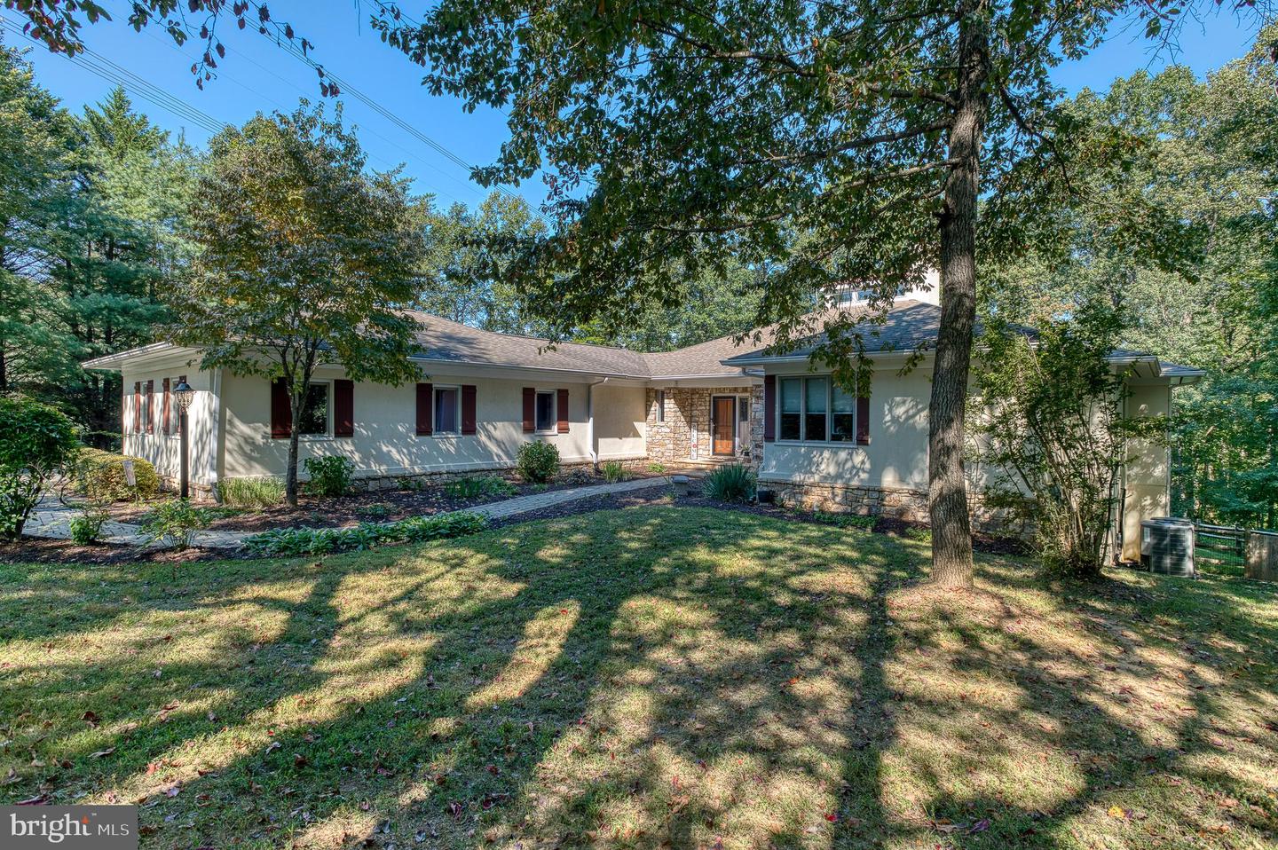 3446 SOUTHAMPTON DR, JEFFERSONTON, Virginia 22724, 5 Bedrooms Bedrooms, ,3 BathroomsBathrooms,Residential,For sale,3446 SOUTHAMPTON DR,VACU2011524 MLS # VACU2011524
