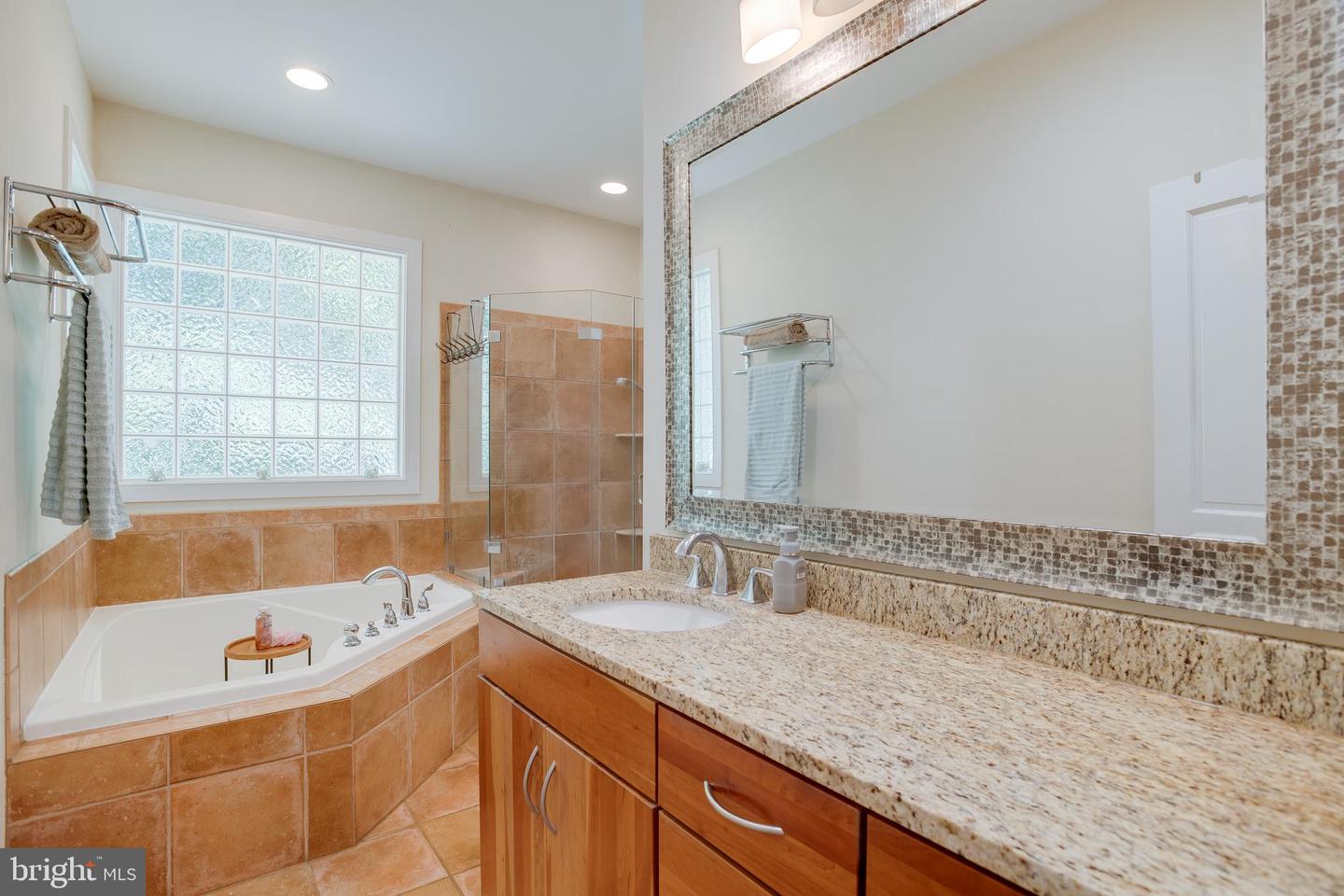 3446 SOUTHAMPTON DR, JEFFERSONTON, Virginia 22724, 5 Bedrooms Bedrooms, ,3 BathroomsBathrooms,Residential,For sale,3446 SOUTHAMPTON DR,VACU2011524 MLS # VACU2011524