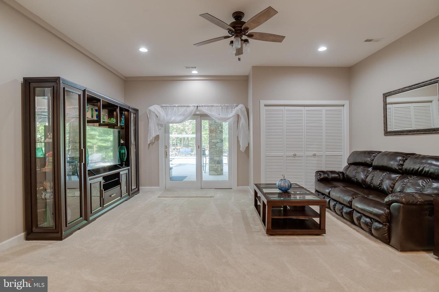 3446 SOUTHAMPTON DR, JEFFERSONTON, Virginia 22724, 5 Bedrooms Bedrooms, ,3 BathroomsBathrooms,Residential,For sale,3446 SOUTHAMPTON DR,VACU2011524 MLS # VACU2011524