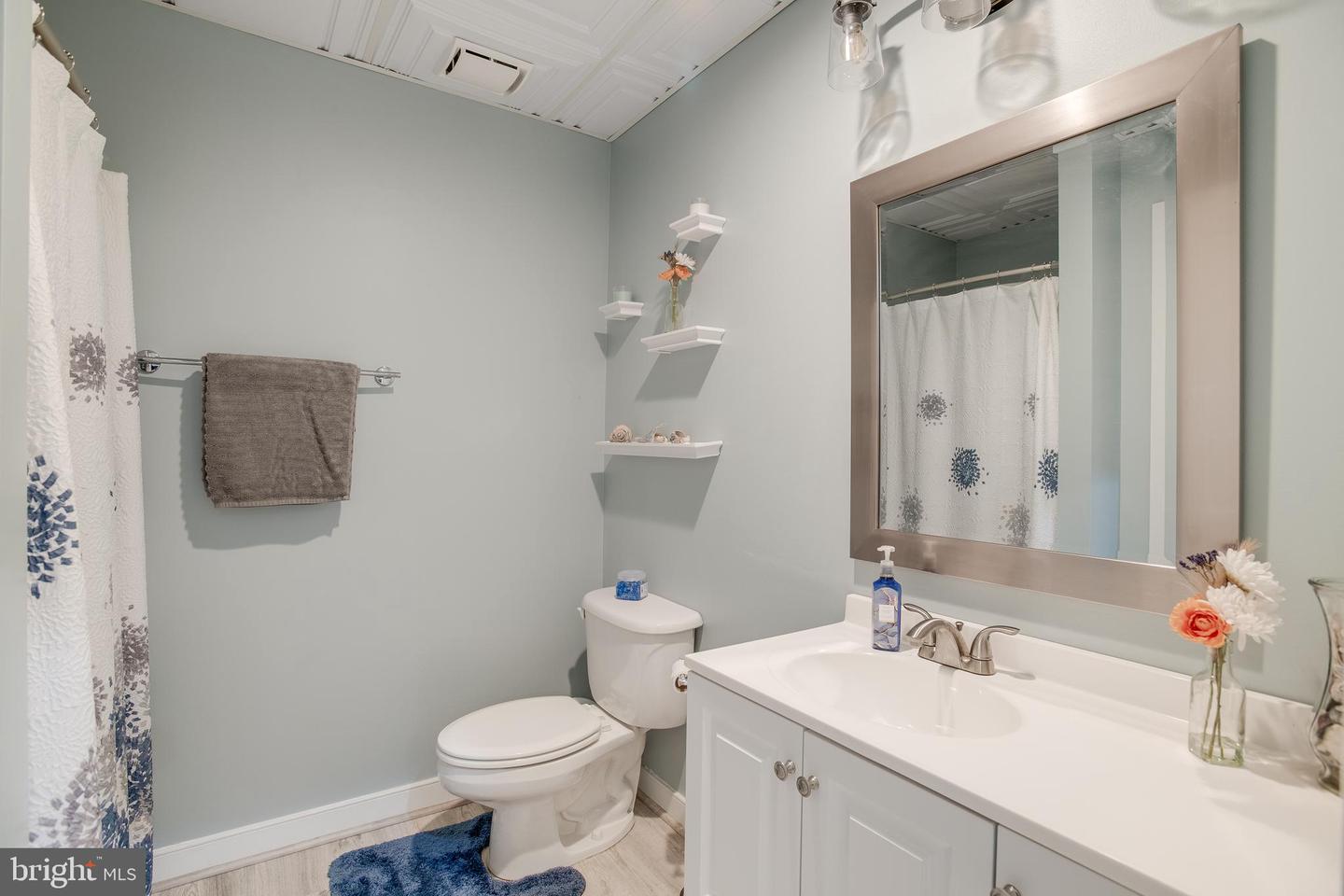3446 SOUTHAMPTON DR, JEFFERSONTON, Virginia 22724, 5 Bedrooms Bedrooms, ,3 BathroomsBathrooms,Residential,For sale,3446 SOUTHAMPTON DR,VACU2011524 MLS # VACU2011524
