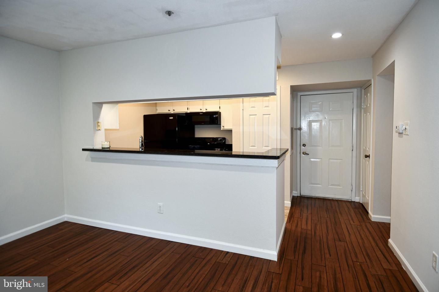 3315 WYNDHAM CIR #1223, ALEXANDRIA, Virginia 22302, 1 Bedroom Bedrooms, ,1 BathroomBathrooms,Residential,For sale,3315 WYNDHAM CIR #1223,VAAX2049492 MLS # VAAX2049492 3315 WYNDHAM CIR #1223, ALEXANDRIA, Virginia 22302, 1 Bedroom Bedrooms, ,1 BathroomBathrooms,Residential,For sale,3315 WYNDHAM CIR #1223,VAAX2049492 MLS # VAAX2049492