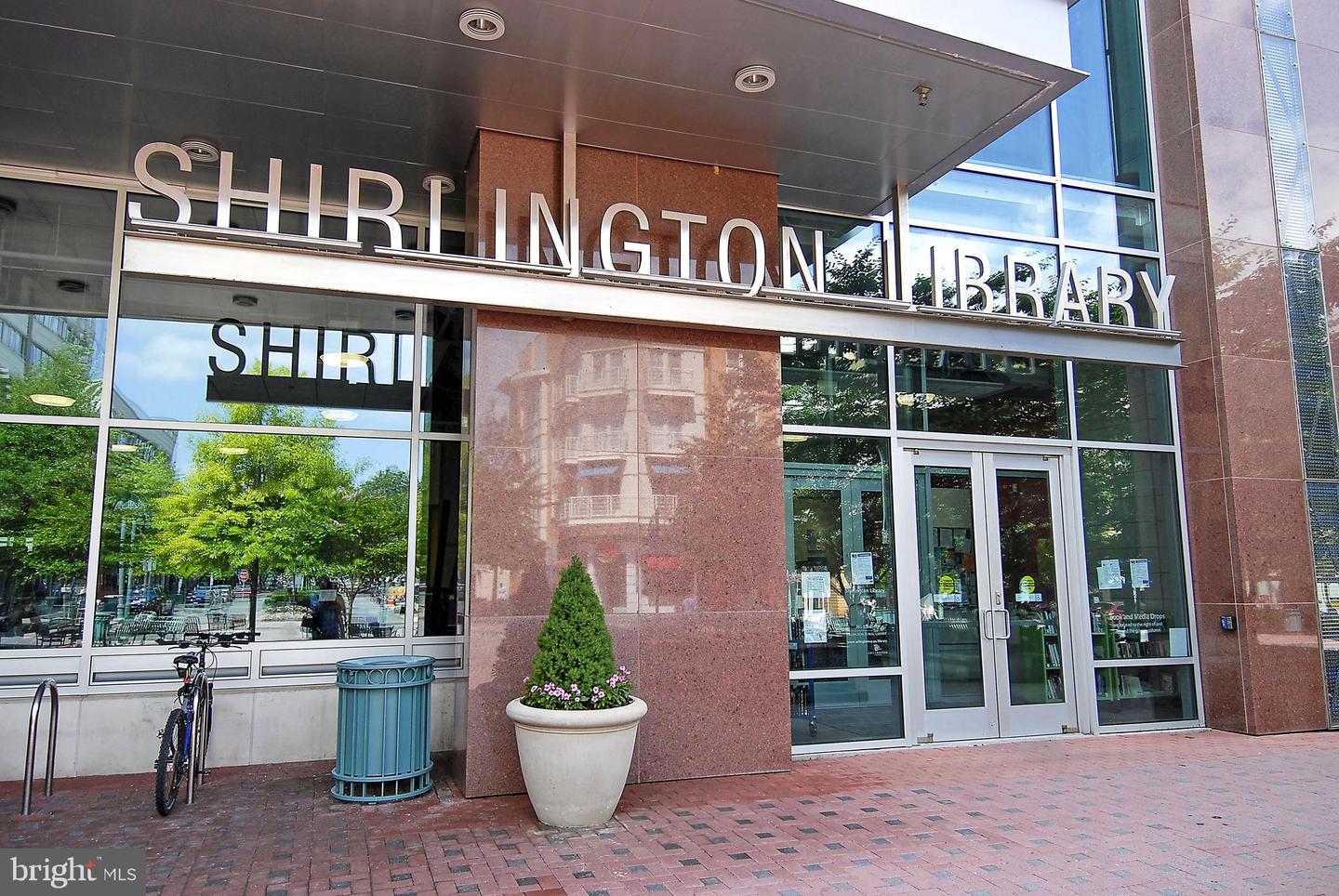 3315 WYNDHAM CIR #1223, ALEXANDRIA, Virginia 22302, 1 Bedroom Bedrooms, ,1 BathroomBathrooms,Residential,For sale,3315 WYNDHAM CIR #1223,VAAX2049492 MLS # VAAX2049492 3315 WYNDHAM CIR #1223, ALEXANDRIA, Virginia 22302, 1 Bedroom Bedrooms, ,1 BathroomBathrooms,Residential,For sale,3315 WYNDHAM CIR #1223,VAAX2049492 MLS # VAAX2049492